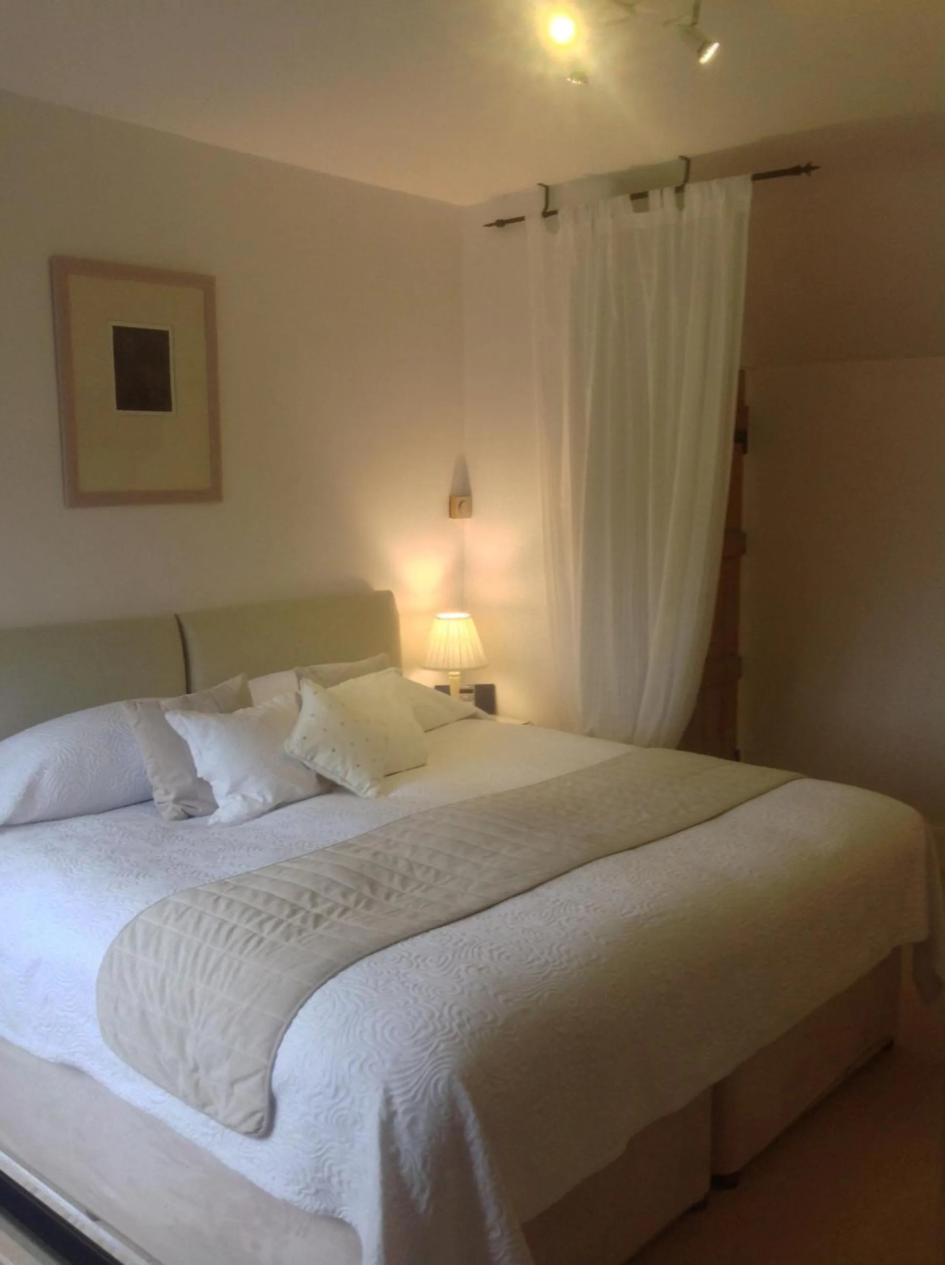 Bedroom, Bed in Shakespeare's View