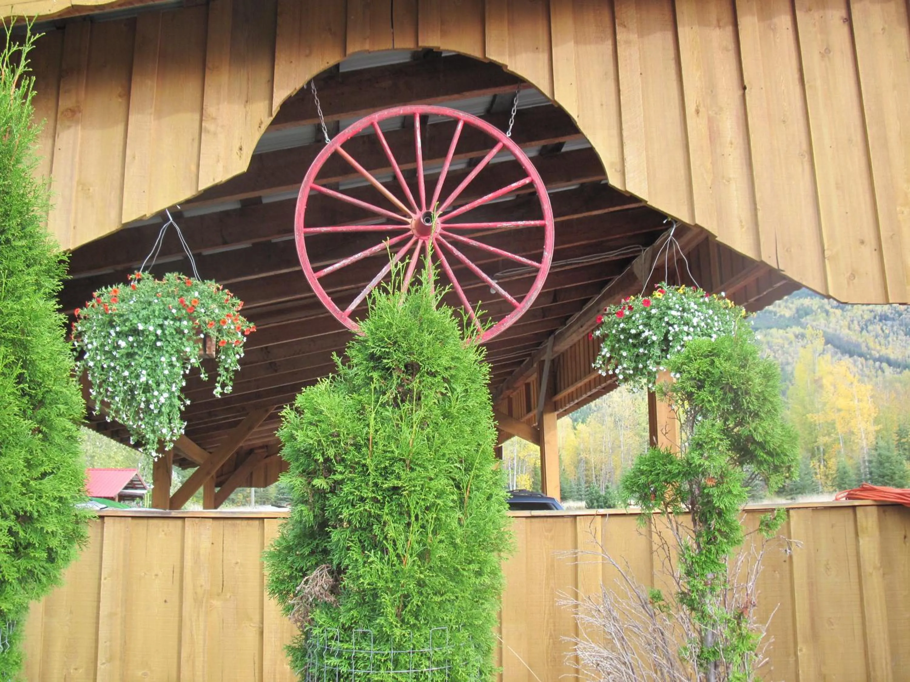 Garden in Blue Grouse Country Inn