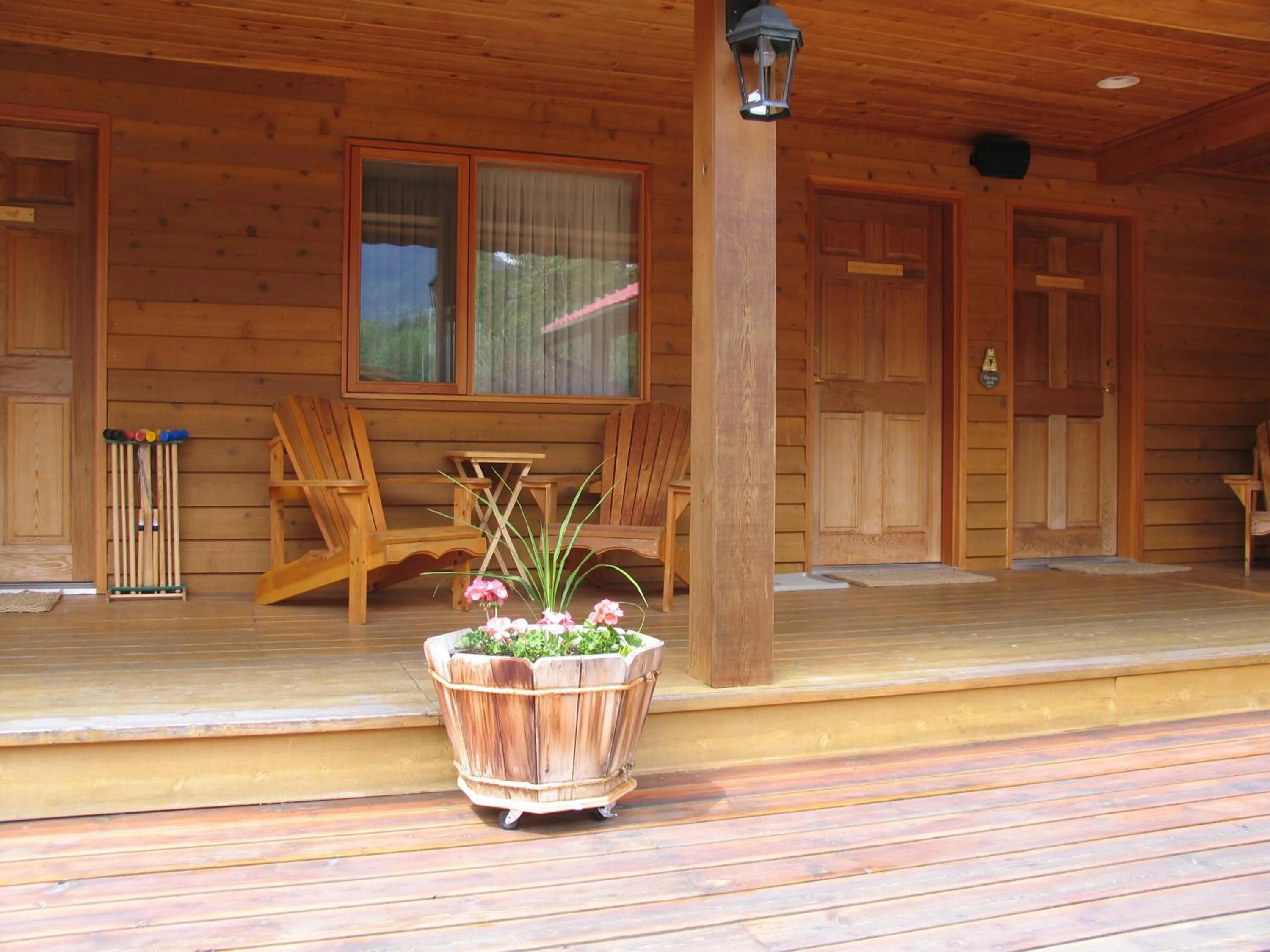 Patio in Blue Grouse Country Inn