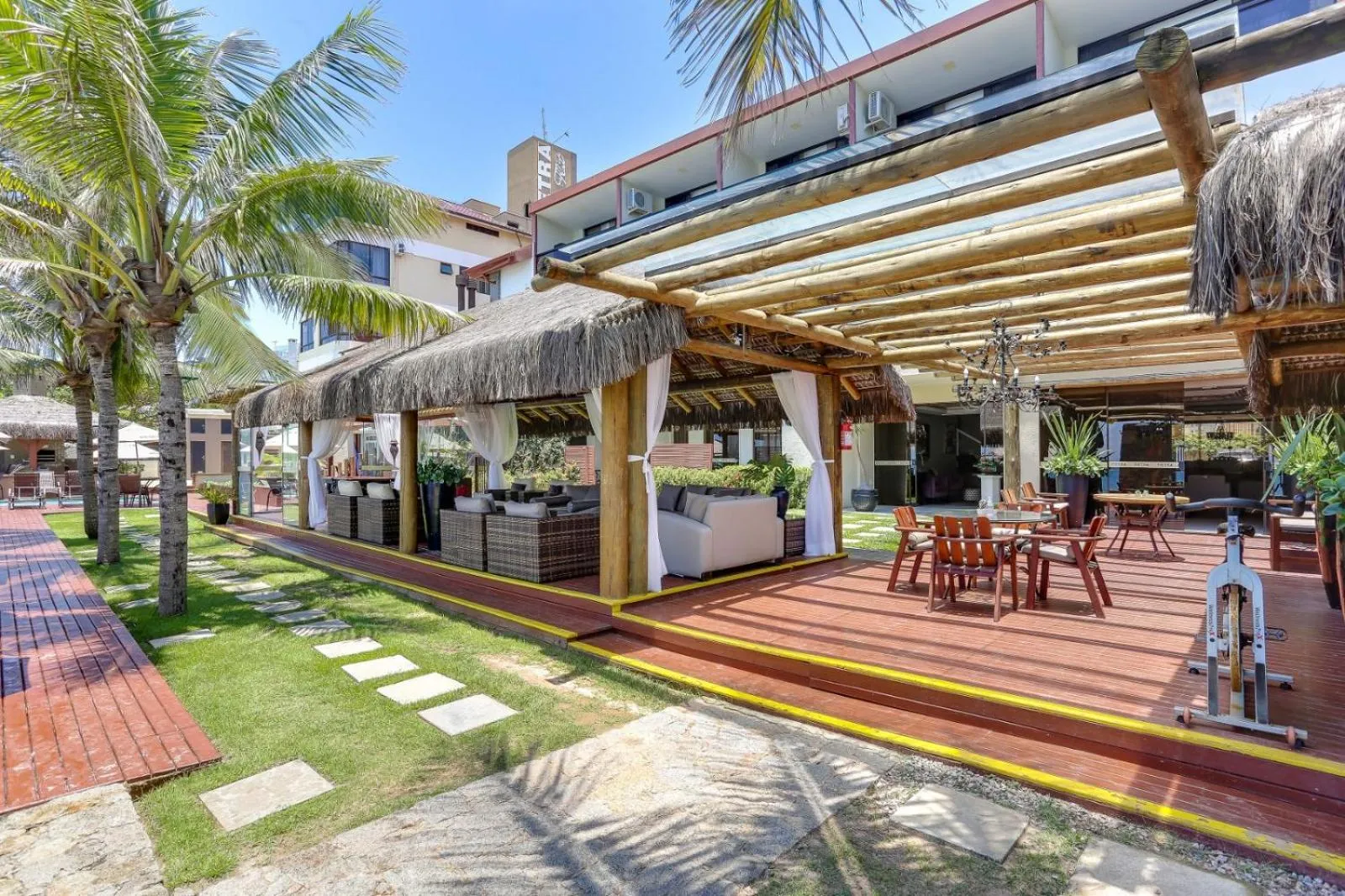 Restaurant/places to eat in Flat Pietra