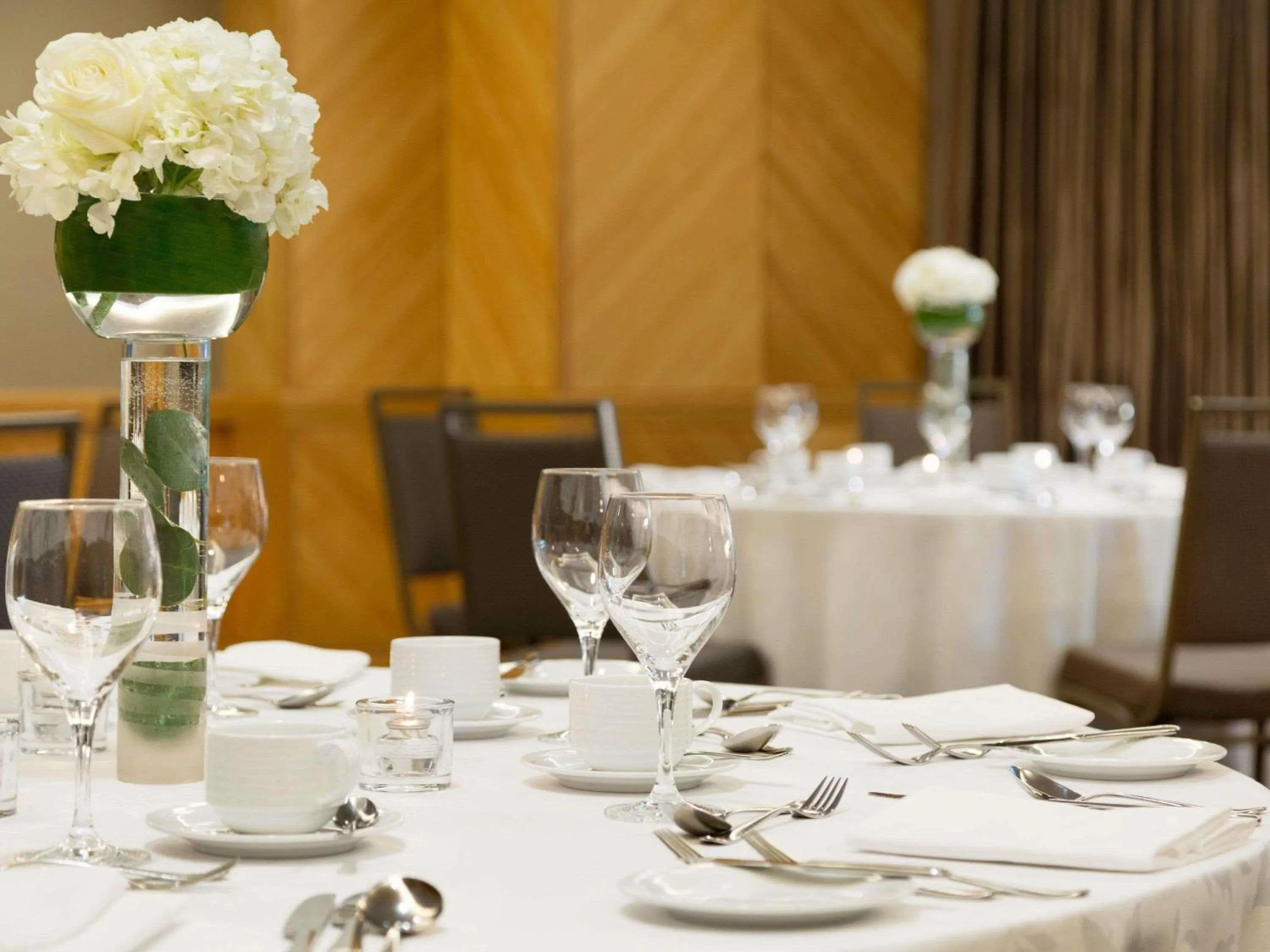 Meeting/conference room in Fairmont Vancouver Airport In-Terminal Hotel