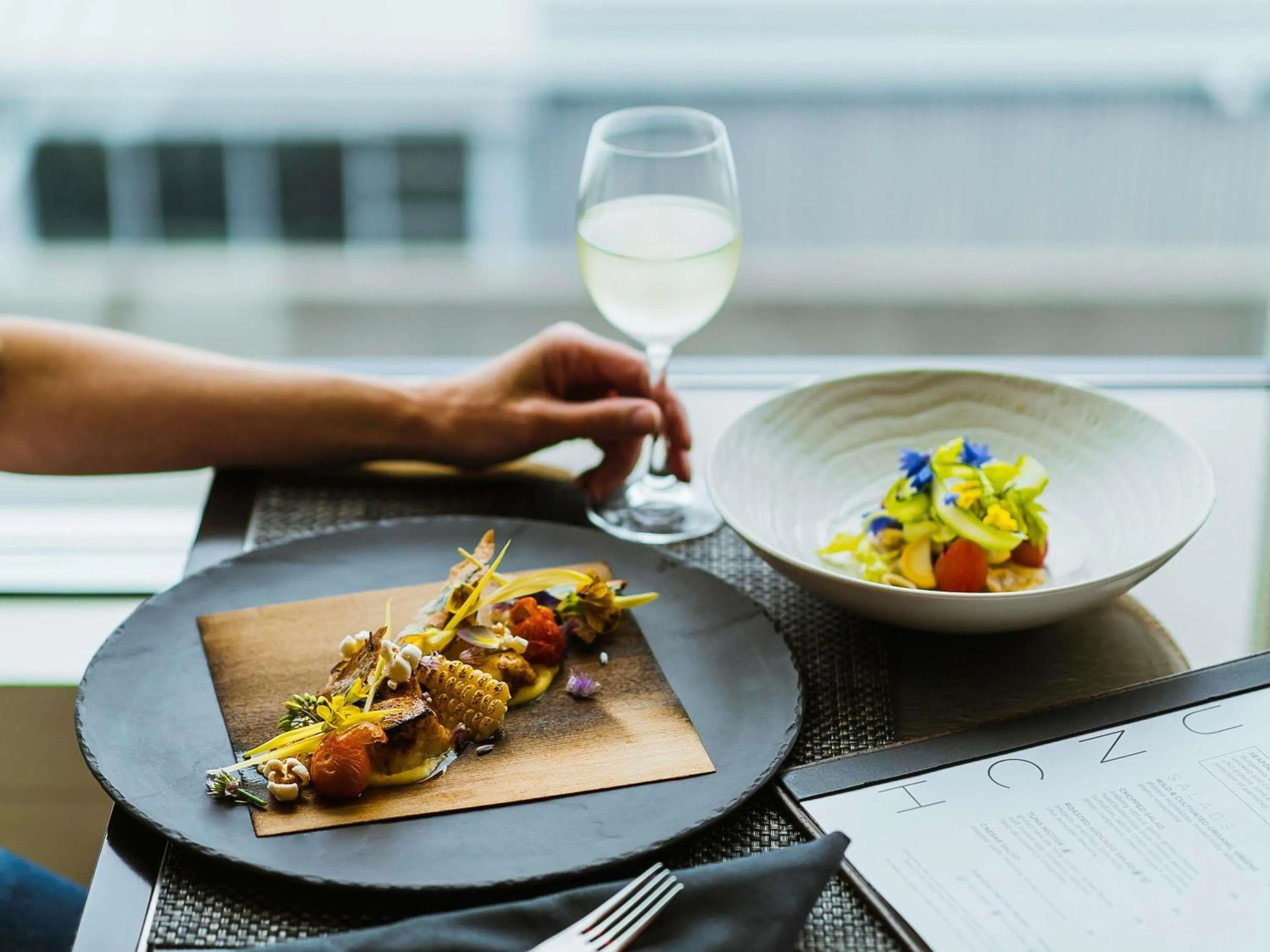 Restaurant/places to eat in Fairmont Vancouver Airport In-Terminal Hotel