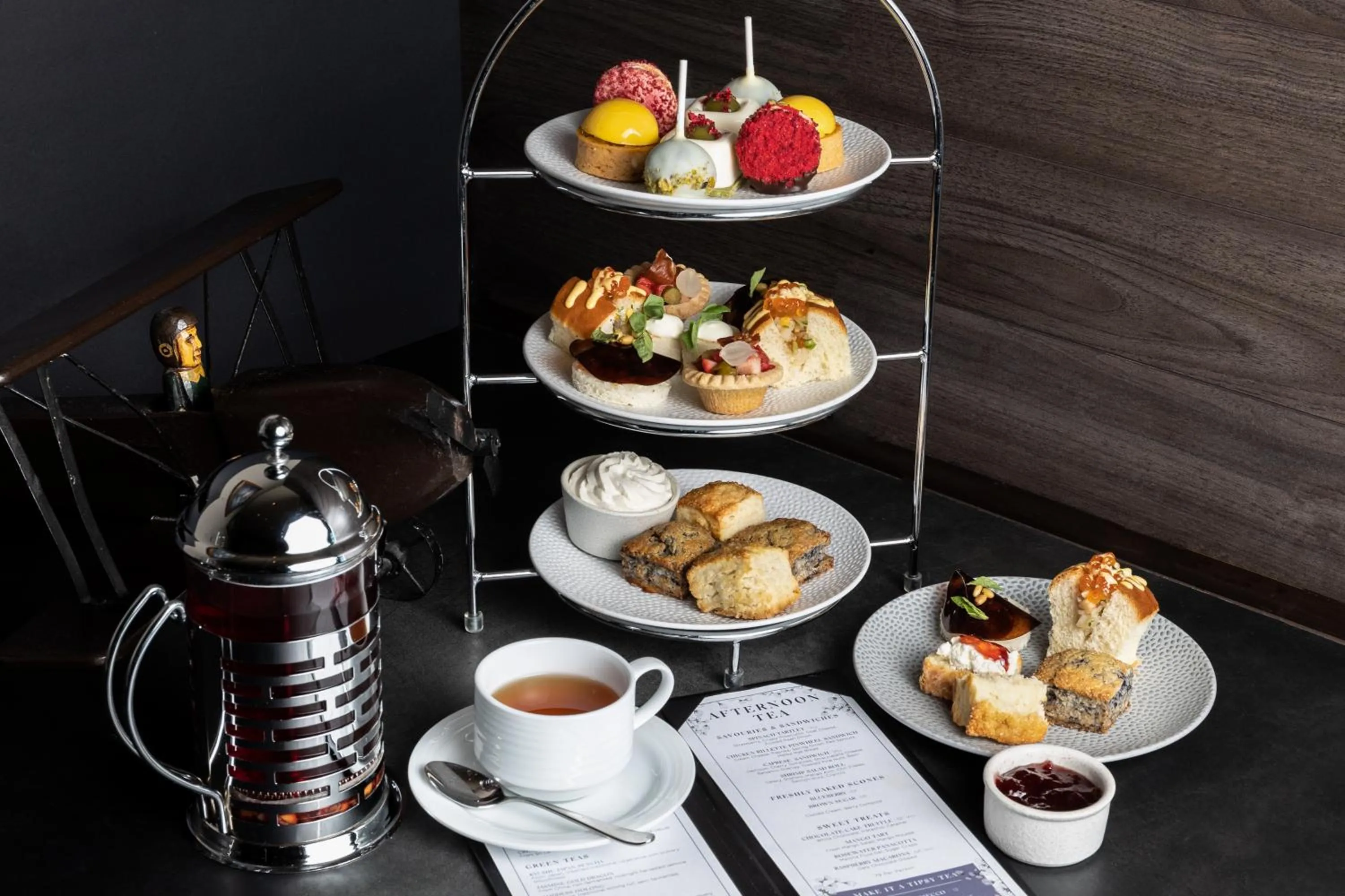 Restaurant/places to eat in Fairmont Vancouver Airport In-Terminal Hotel