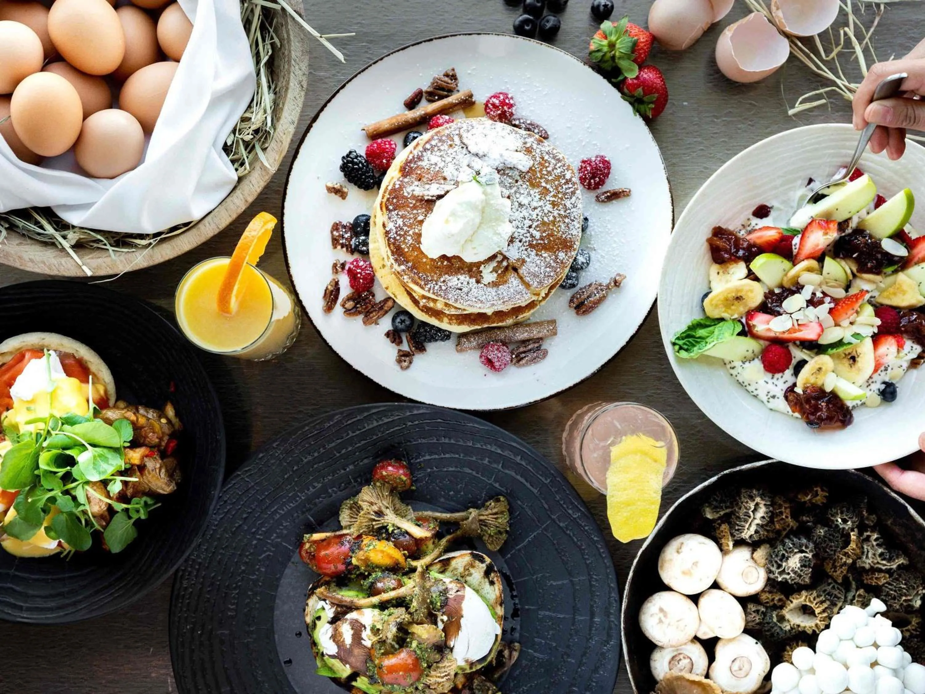 Restaurant/places to eat in Fairmont Vancouver Airport In-Terminal Hotel