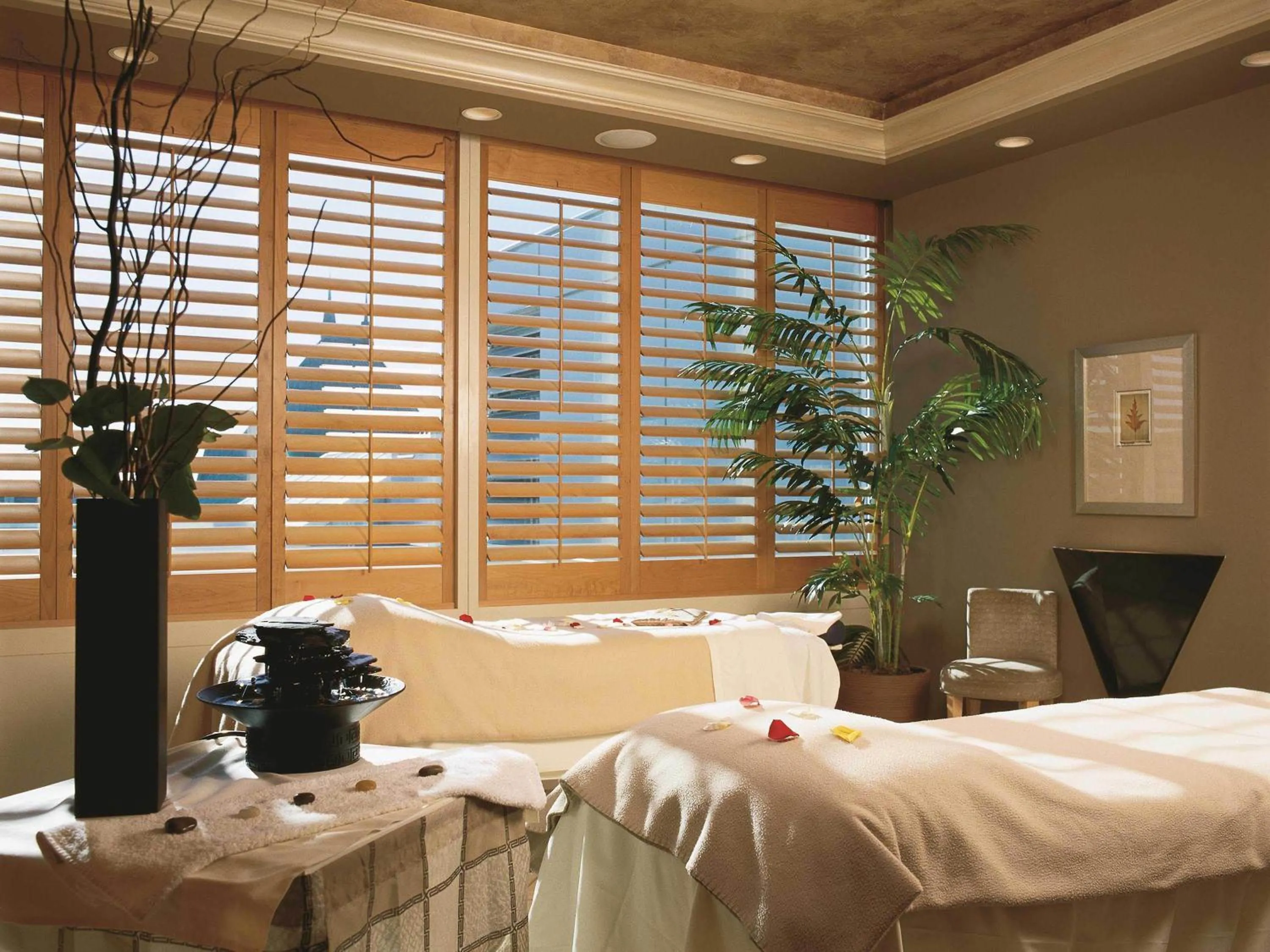 Spa and wellness centre/facilities, Bed in Fairmont Vancouver Airport In-Terminal Hotel