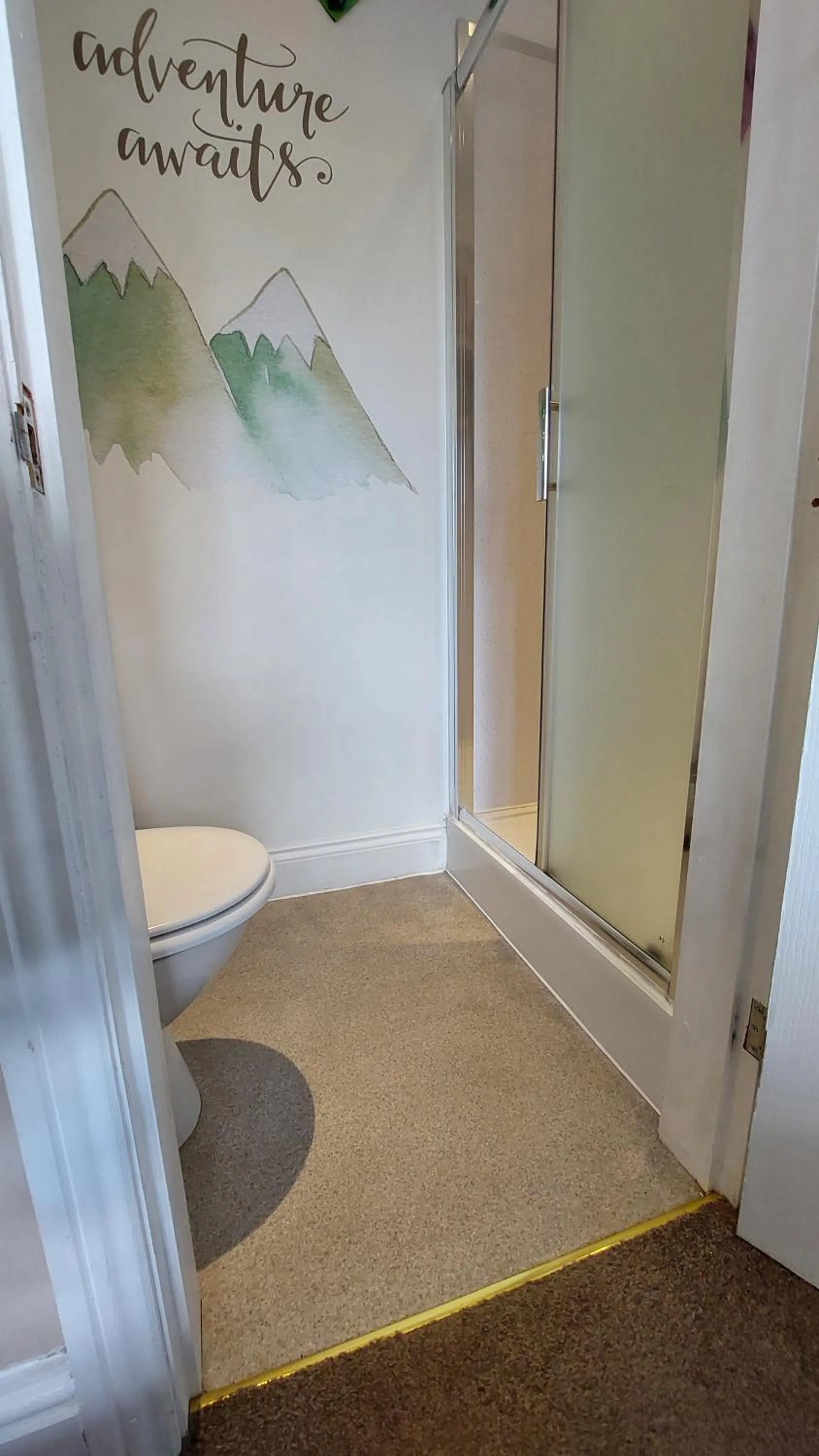 Bathroom in Invergarry Room Only Guest House For Adults