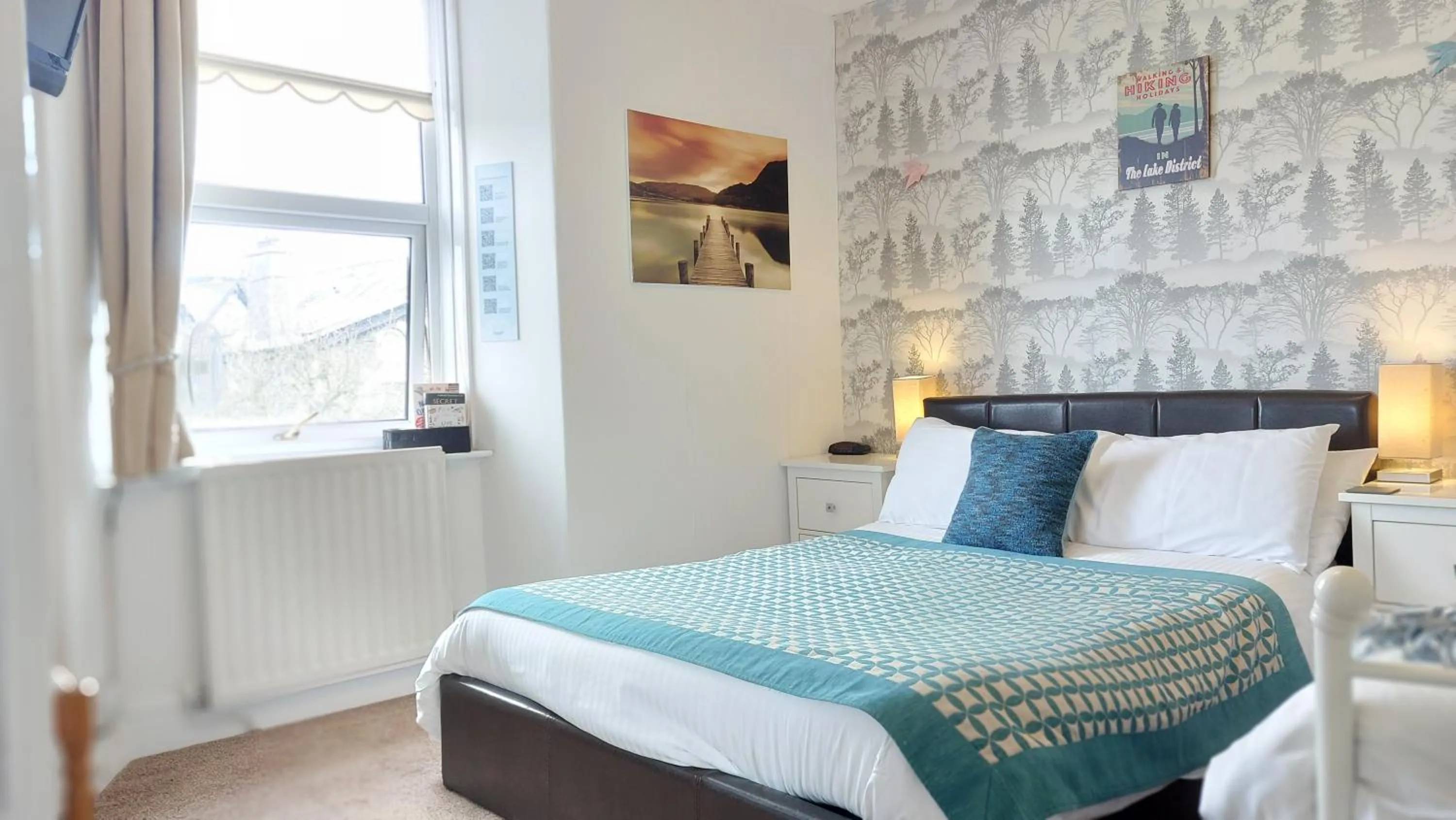 Bedroom, Bed in Invergarry Room Only Guest House For Adults