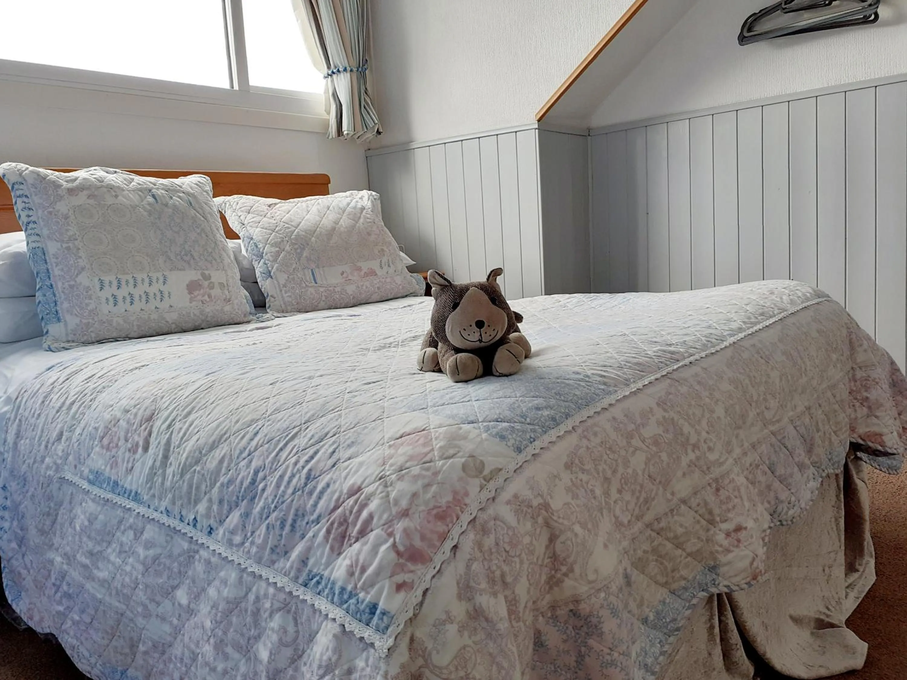 Bedroom, Bed in Invergarry Room Only Guest House For Adults