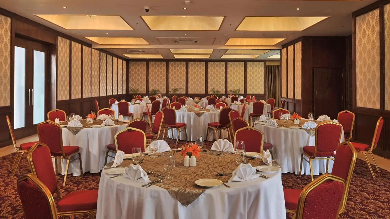 Restaurant/places to eat in Rajasthali Resort & Spa