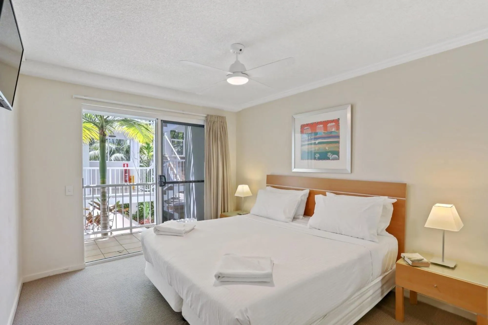 Bed in Ocean Vista On Alex