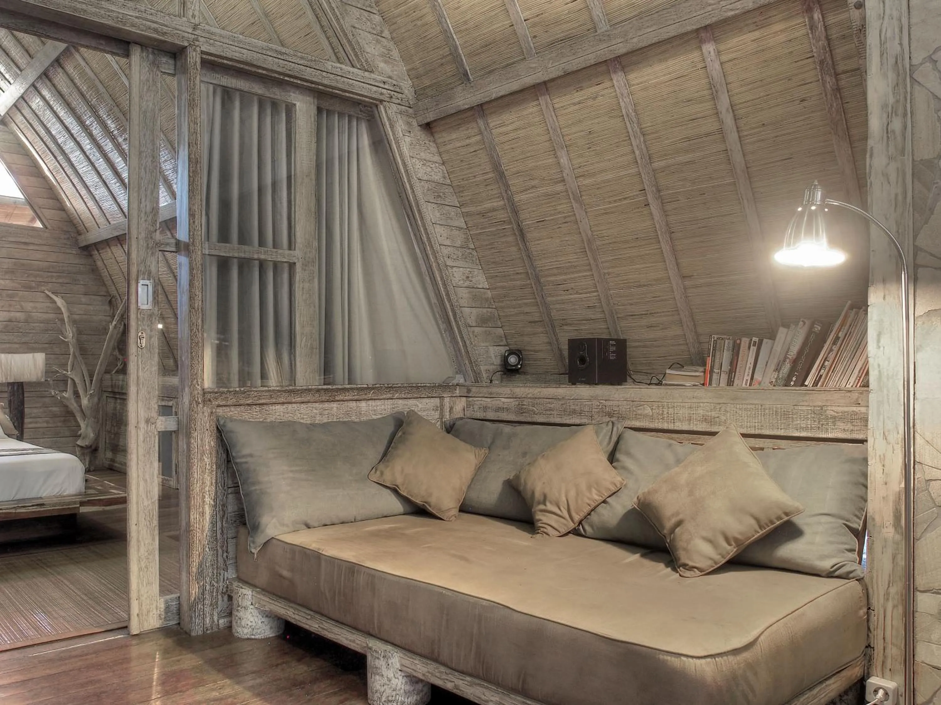 Living room, Bed in Gili Joglo