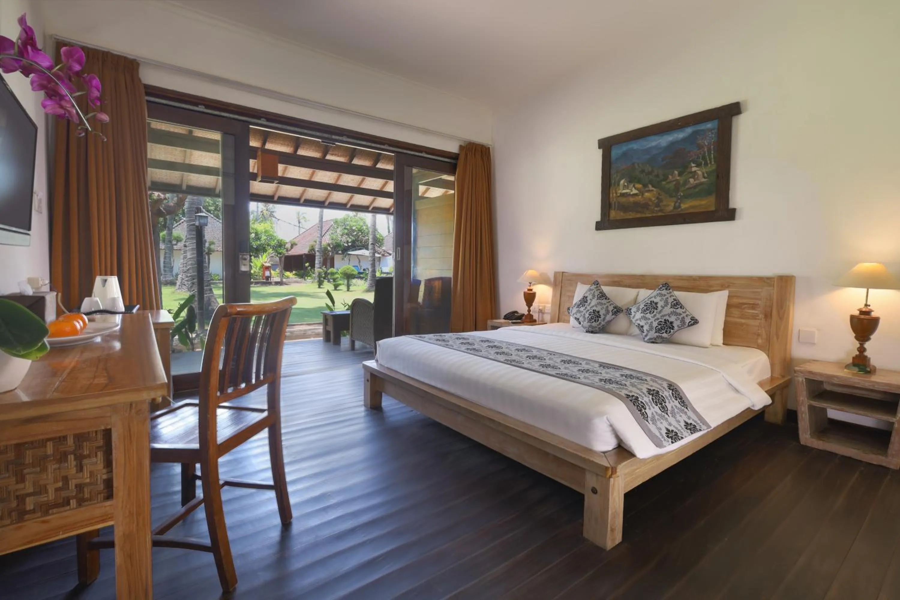 Bed in Royal Regantris Villa Karang