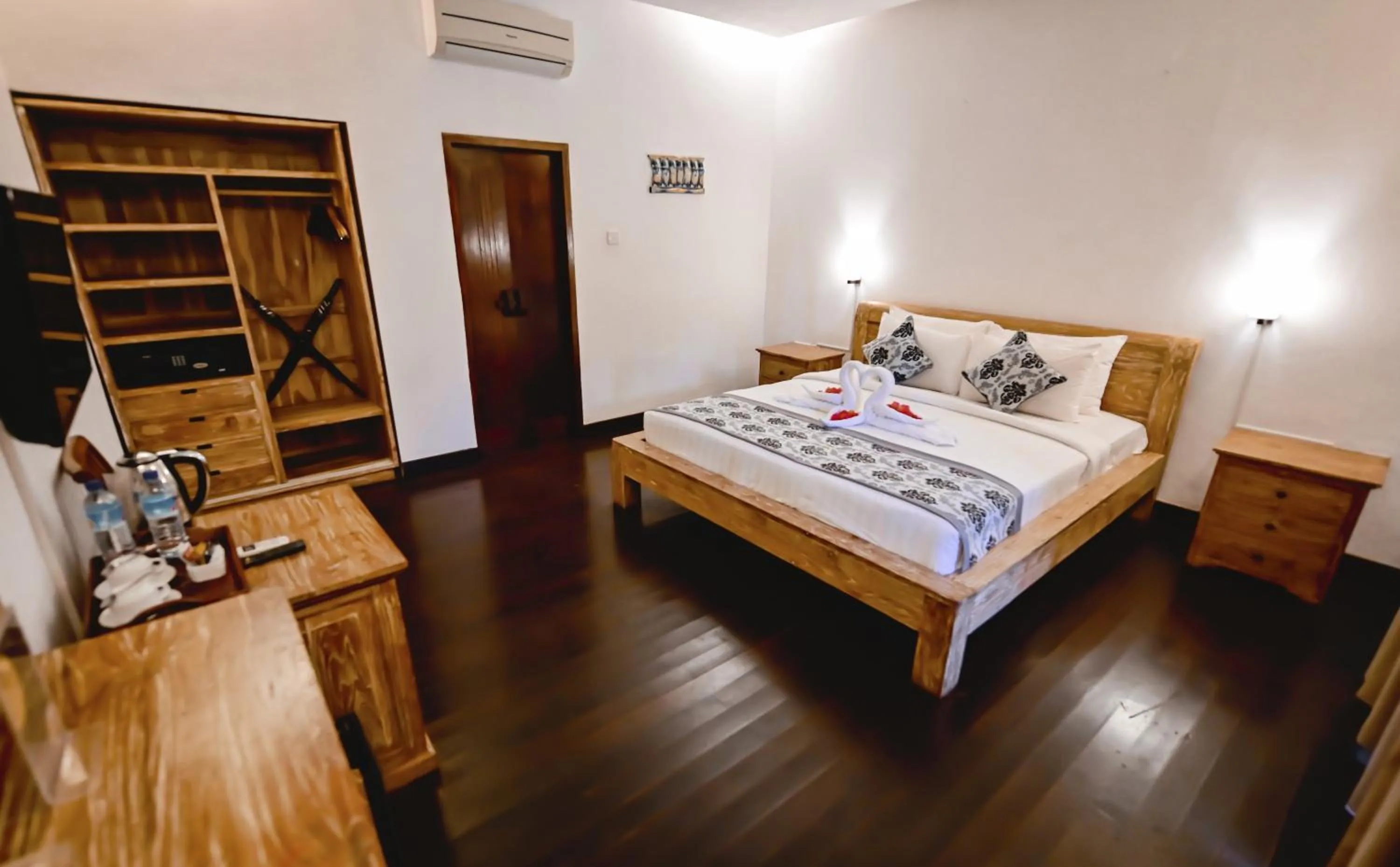 Bedroom, Bed in Royal Regantris Villa Karang