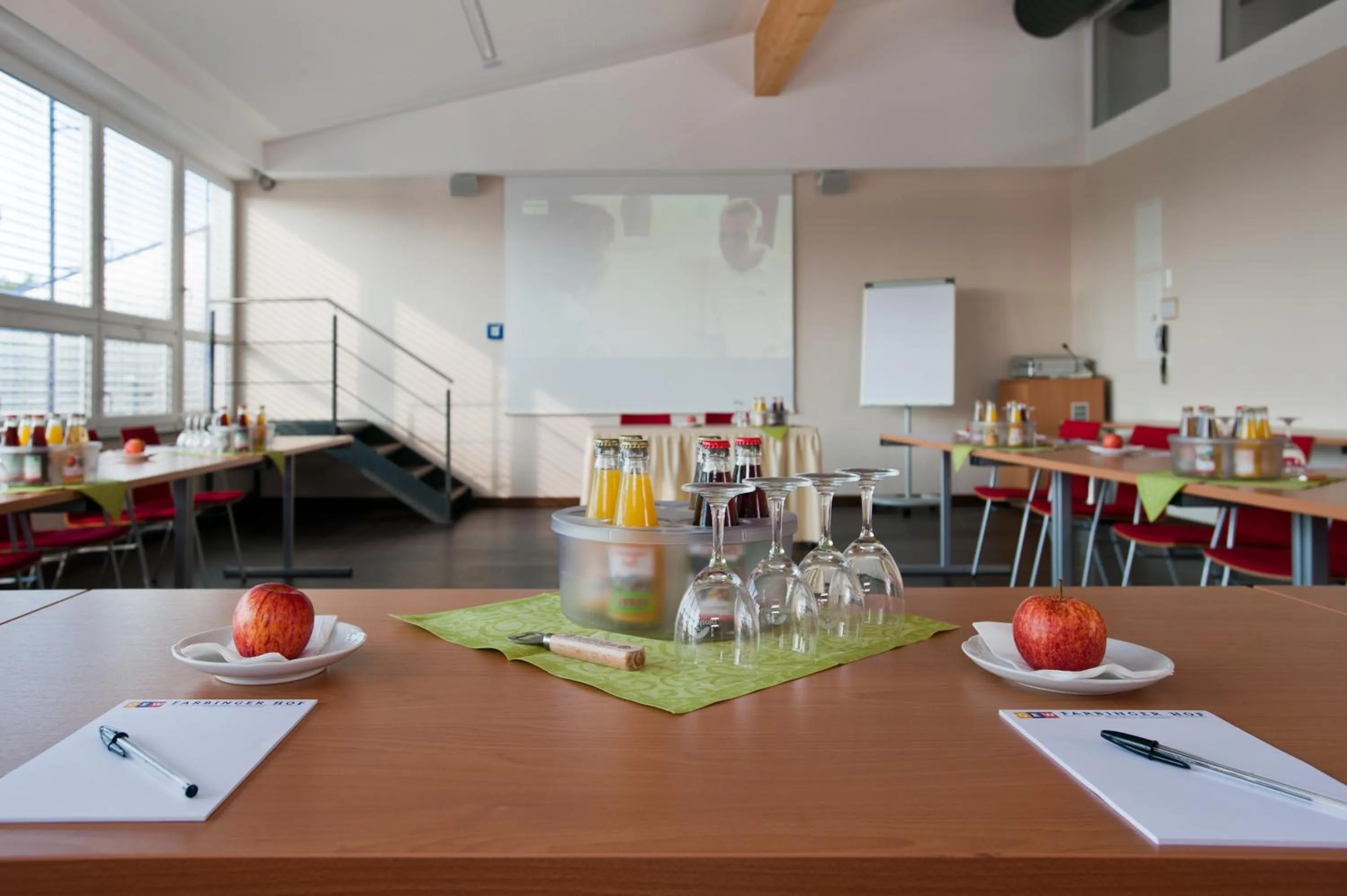 Business facilities in Farbinger Hof