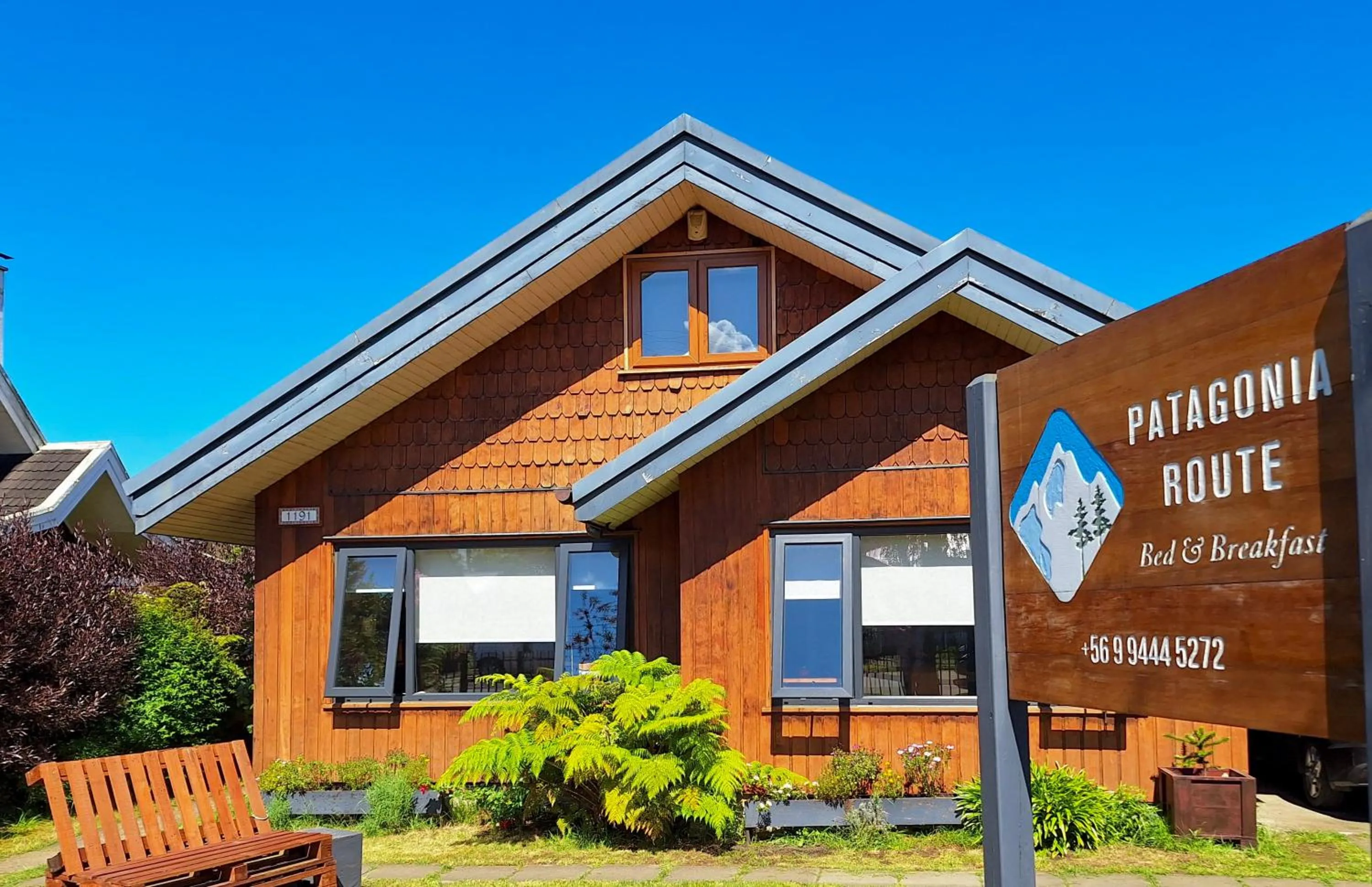 Property building in Patagonia Route B&B