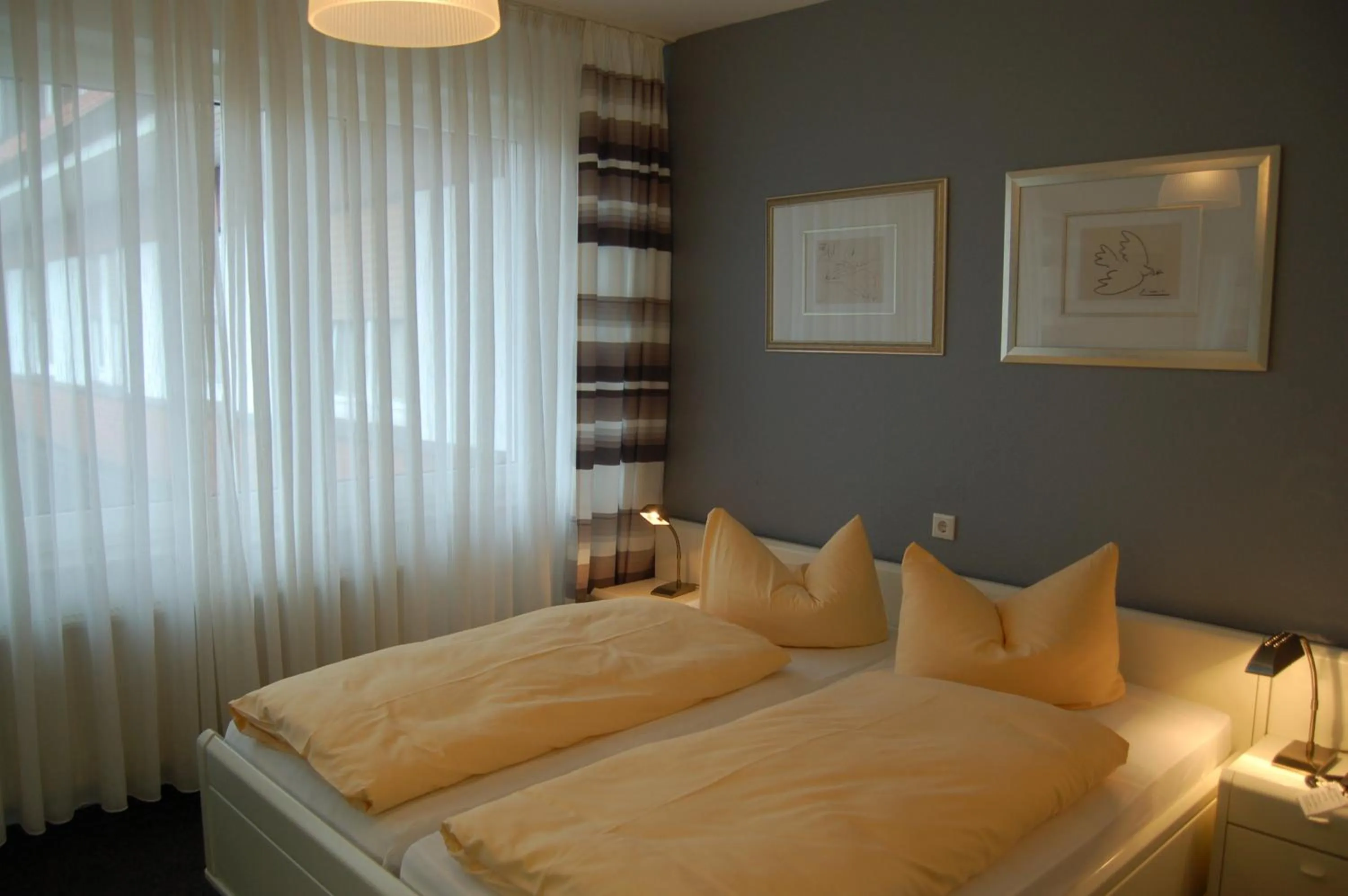 Photo of the whole room, Bed in Hotel-Restaurant Ammertmann