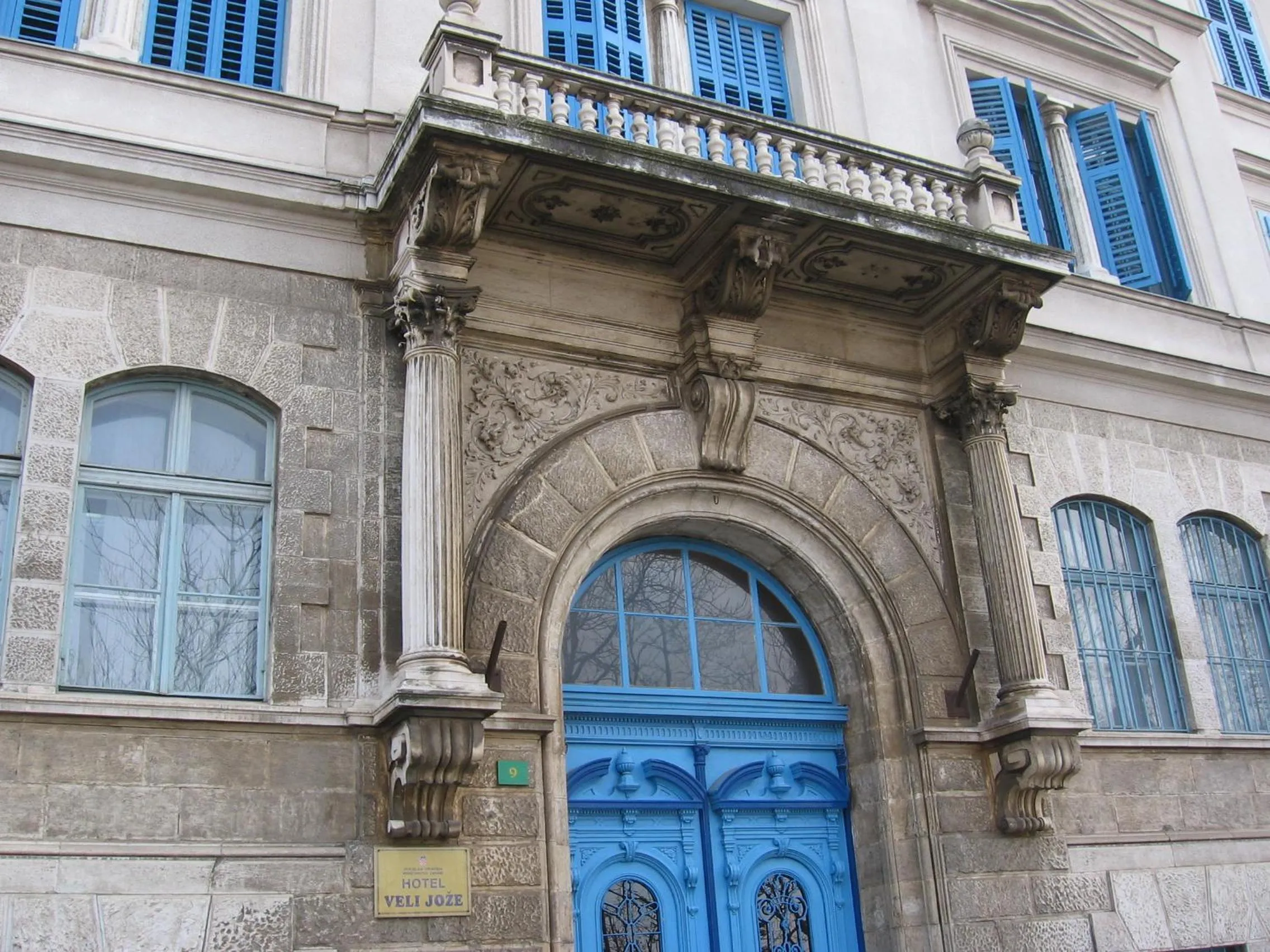 Facade/entrance in Hostel Veli Jože