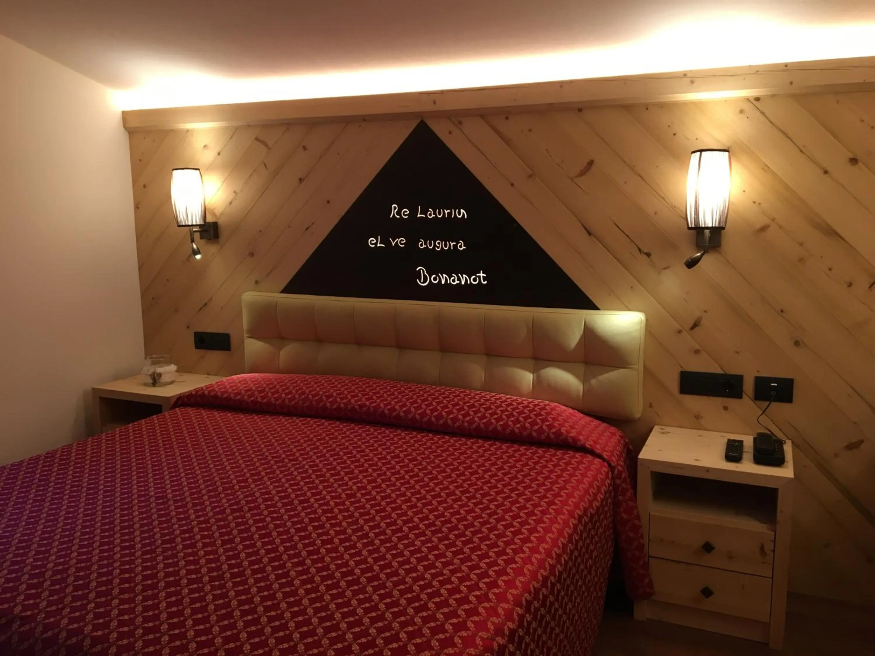 Bed in Hotel Laurino