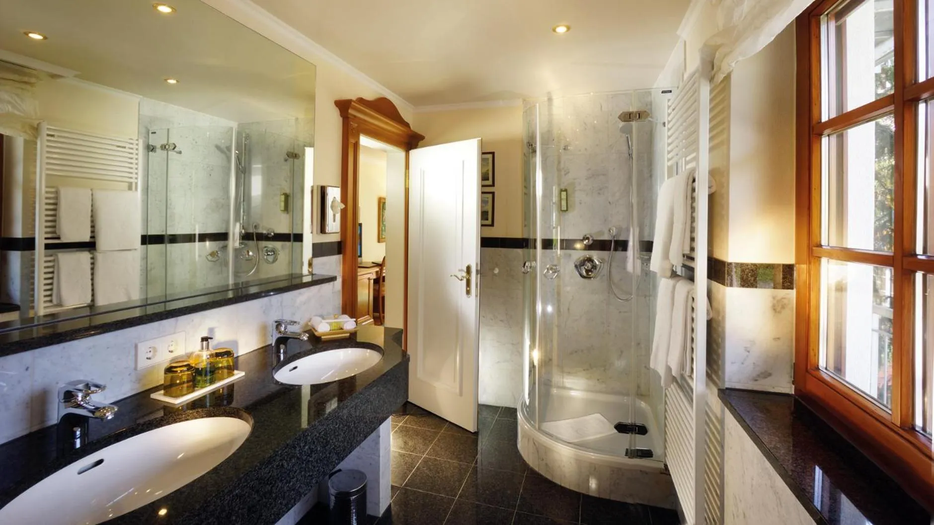 Bathroom in Hotel Rebstock Durbach