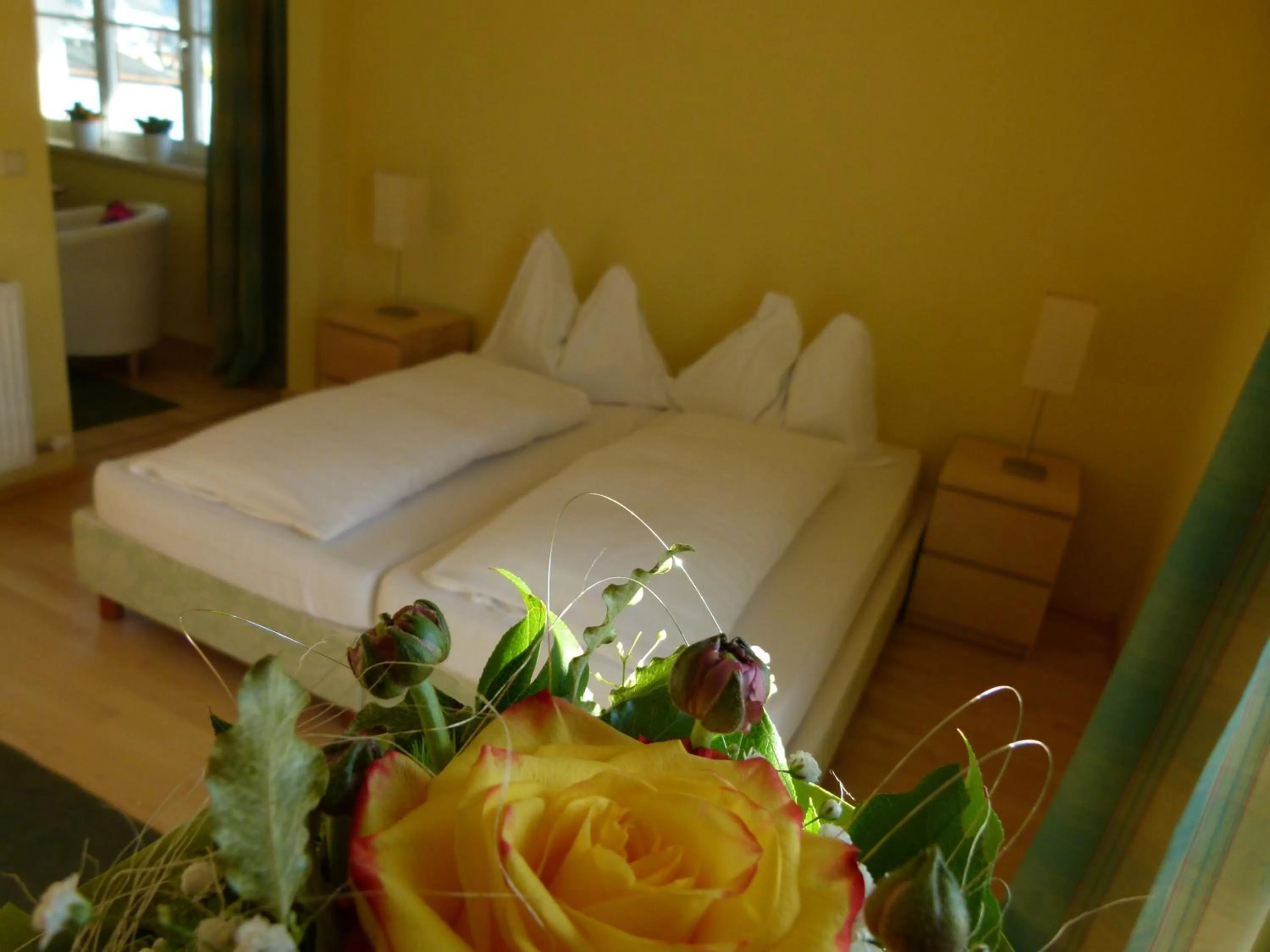 Bed in Hotel Fischachstubn