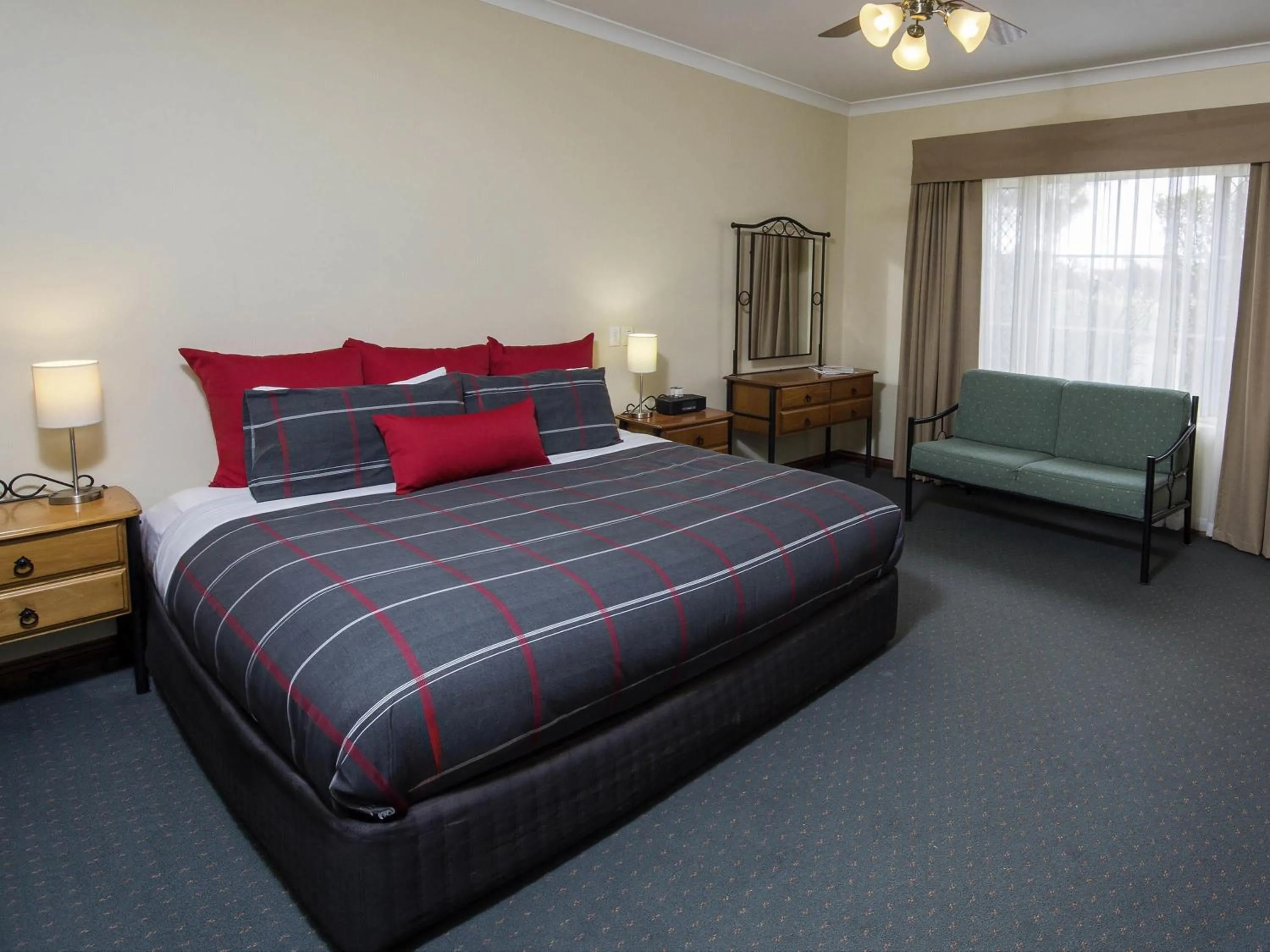 Bedroom, Bed in Breakfree Port Pirie