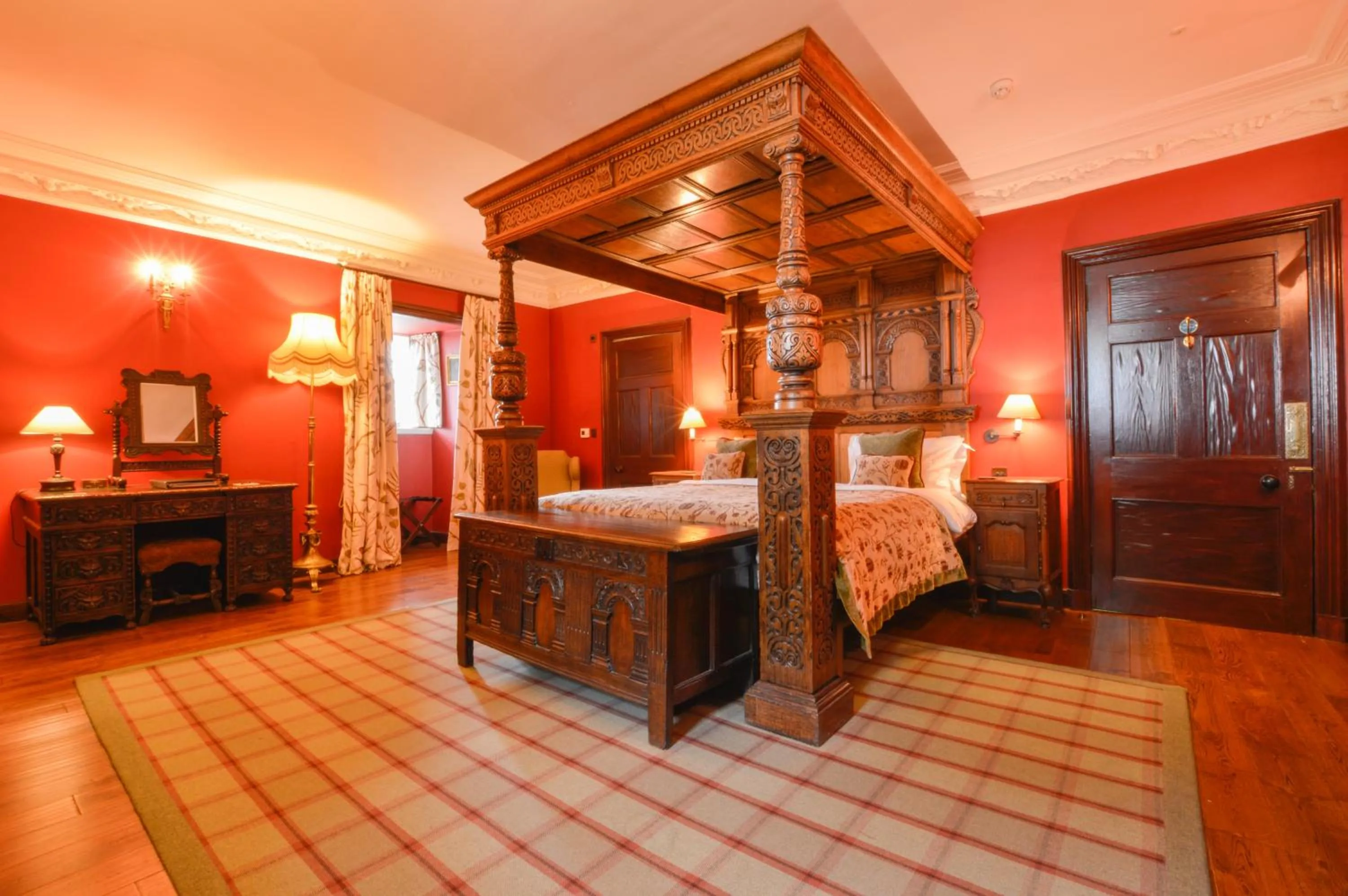 Bed in Barcaldine Castle