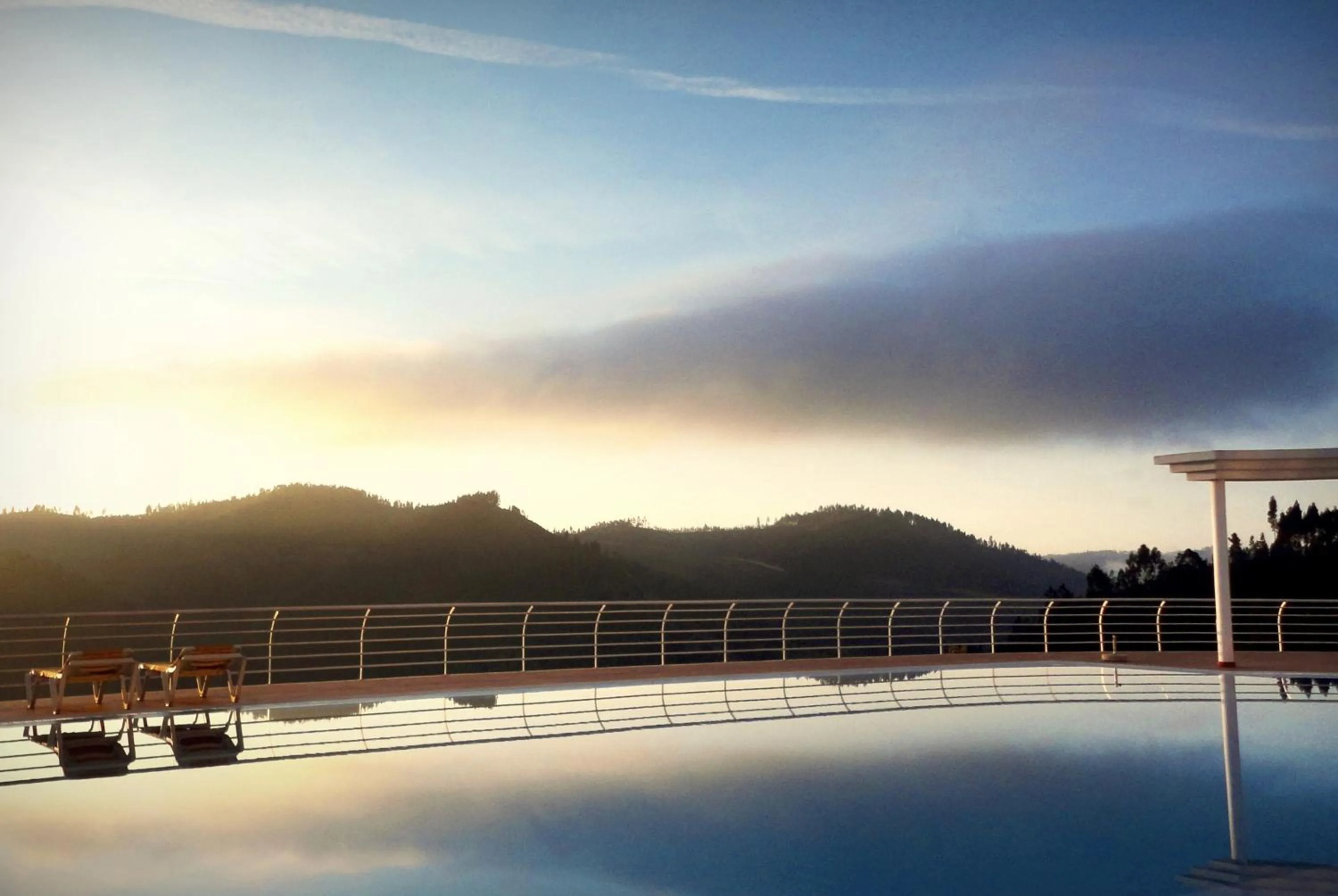 Swimming pool in Apartamentos do Lago