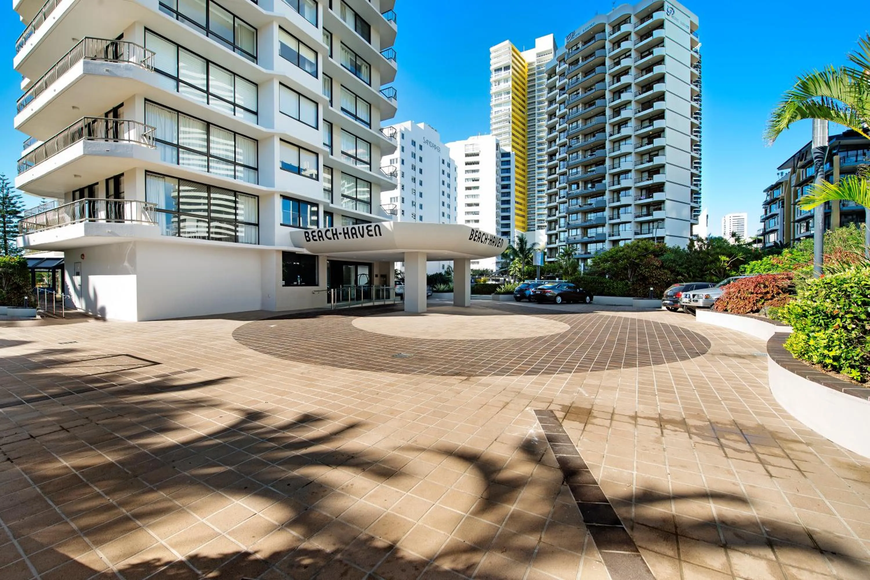 Lobby or reception in ULTIQA Beach Haven on Broadbeach
