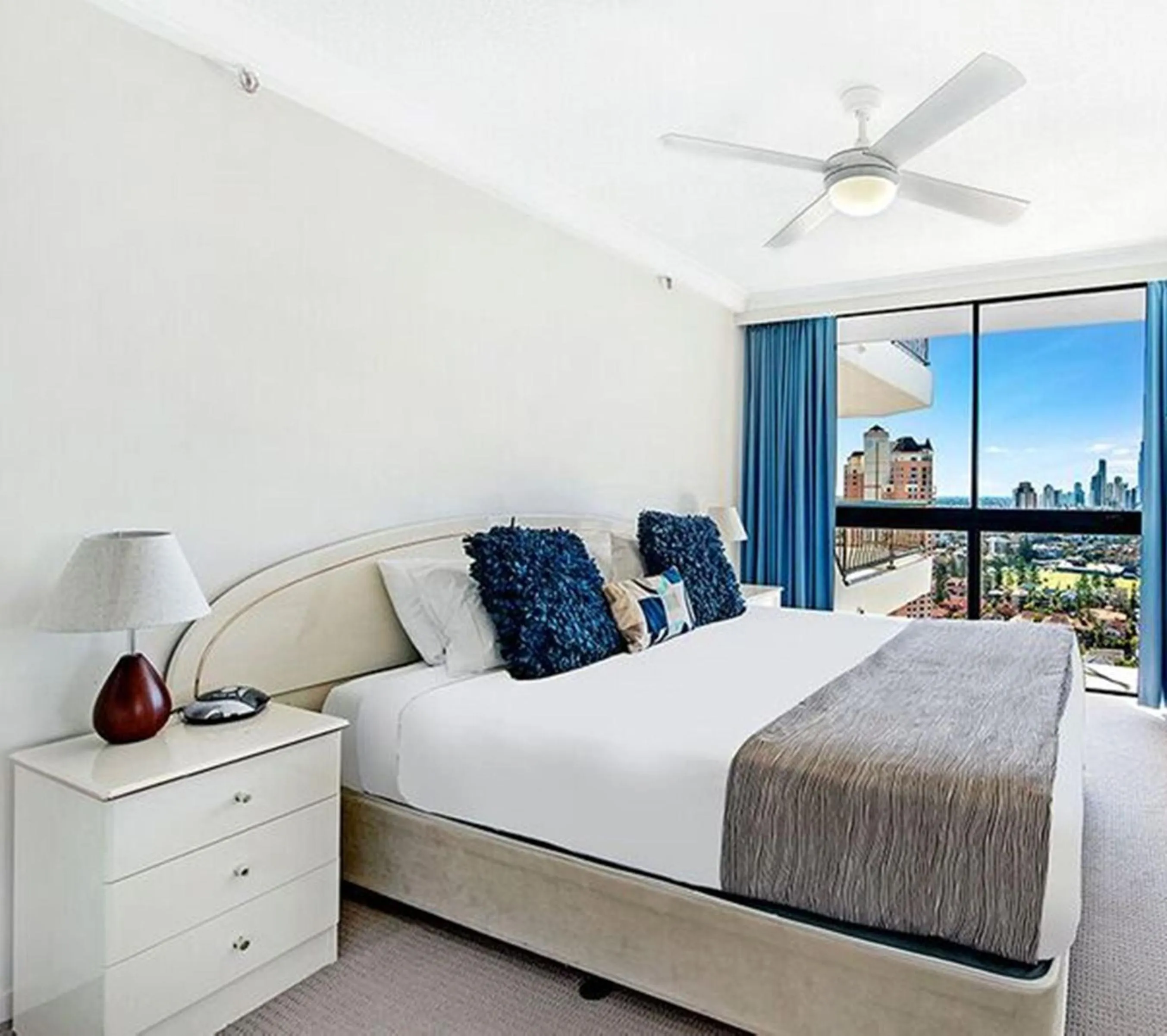 Bedroom, Bed in ULTIQA Beach Haven on Broadbeach