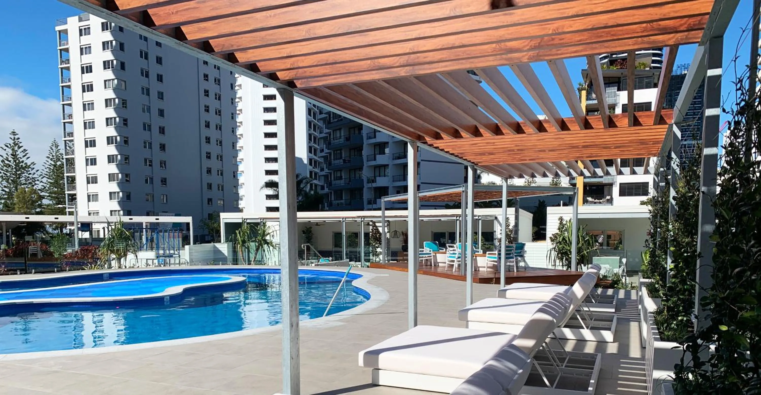 Swimming pool in ULTIQA Beach Haven on Broadbeach