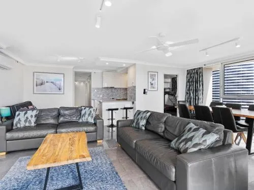 ULTIQA Beach Haven on Broadbeach