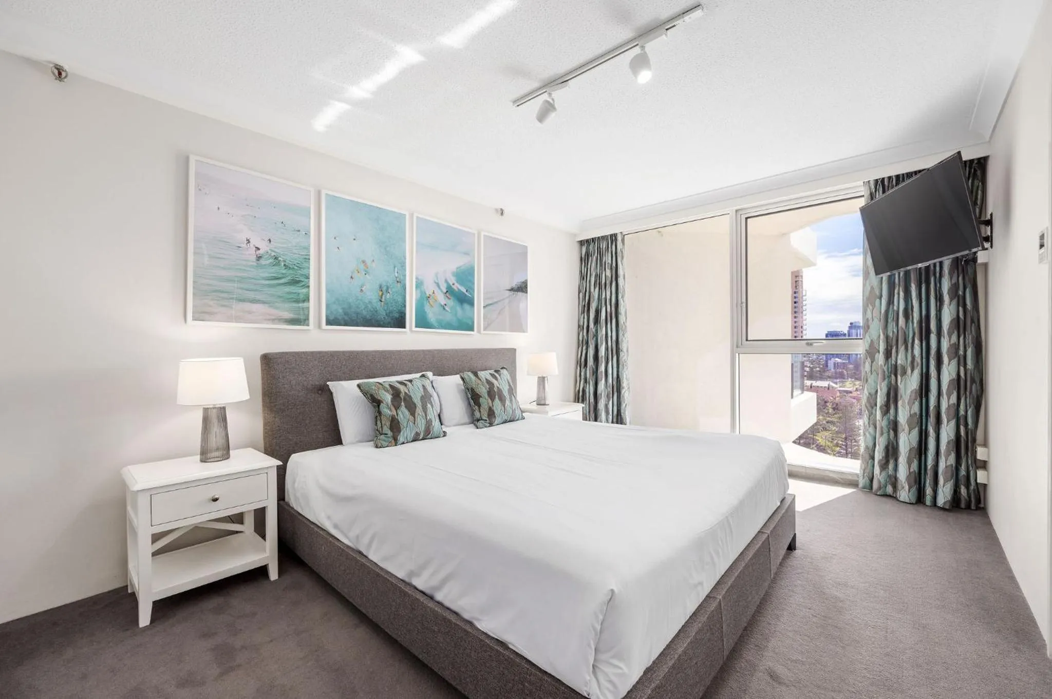 Bedroom, Bed in ULTIQA Beach Haven on Broadbeach