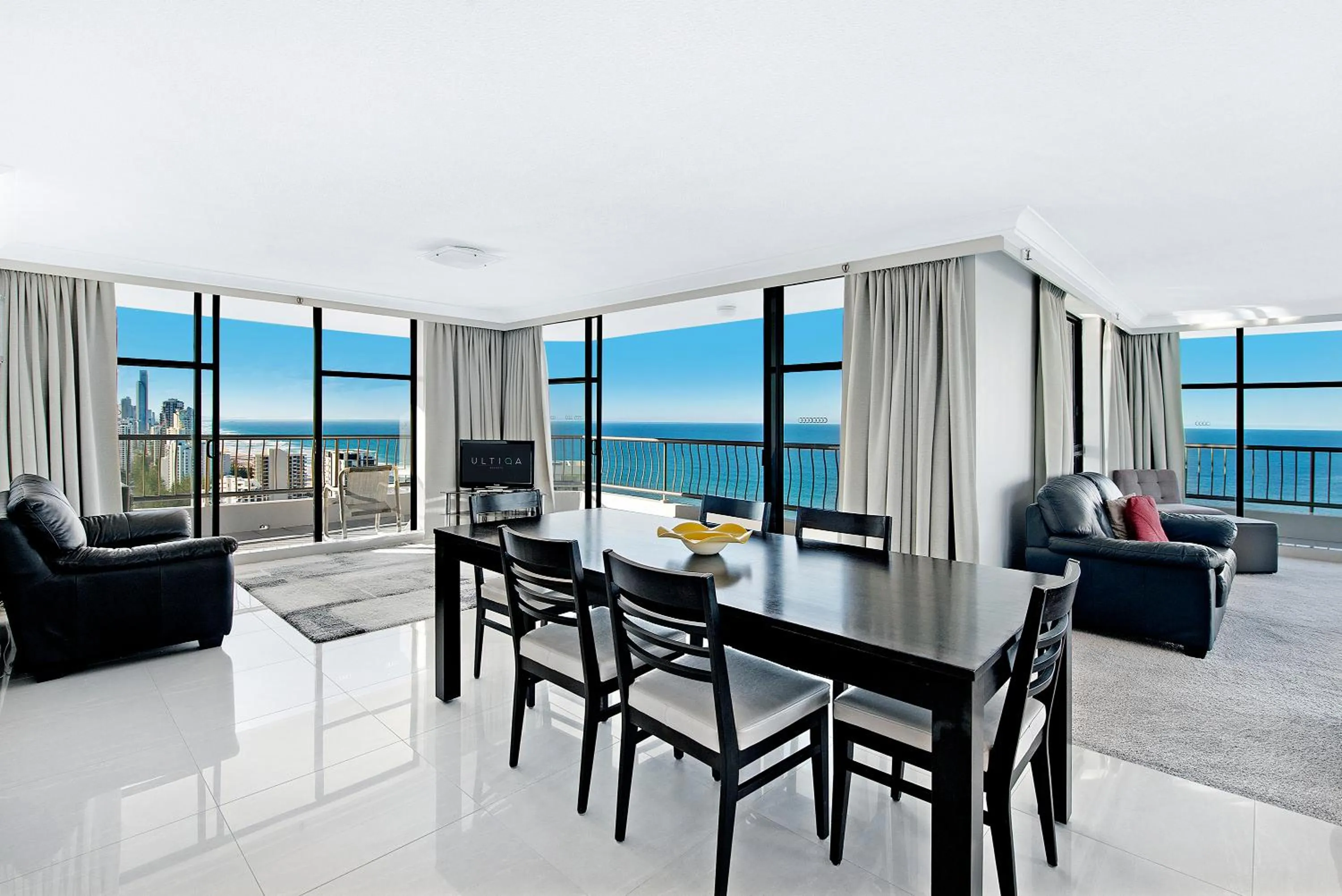 Dining area in ULTIQA Beach Haven on Broadbeach