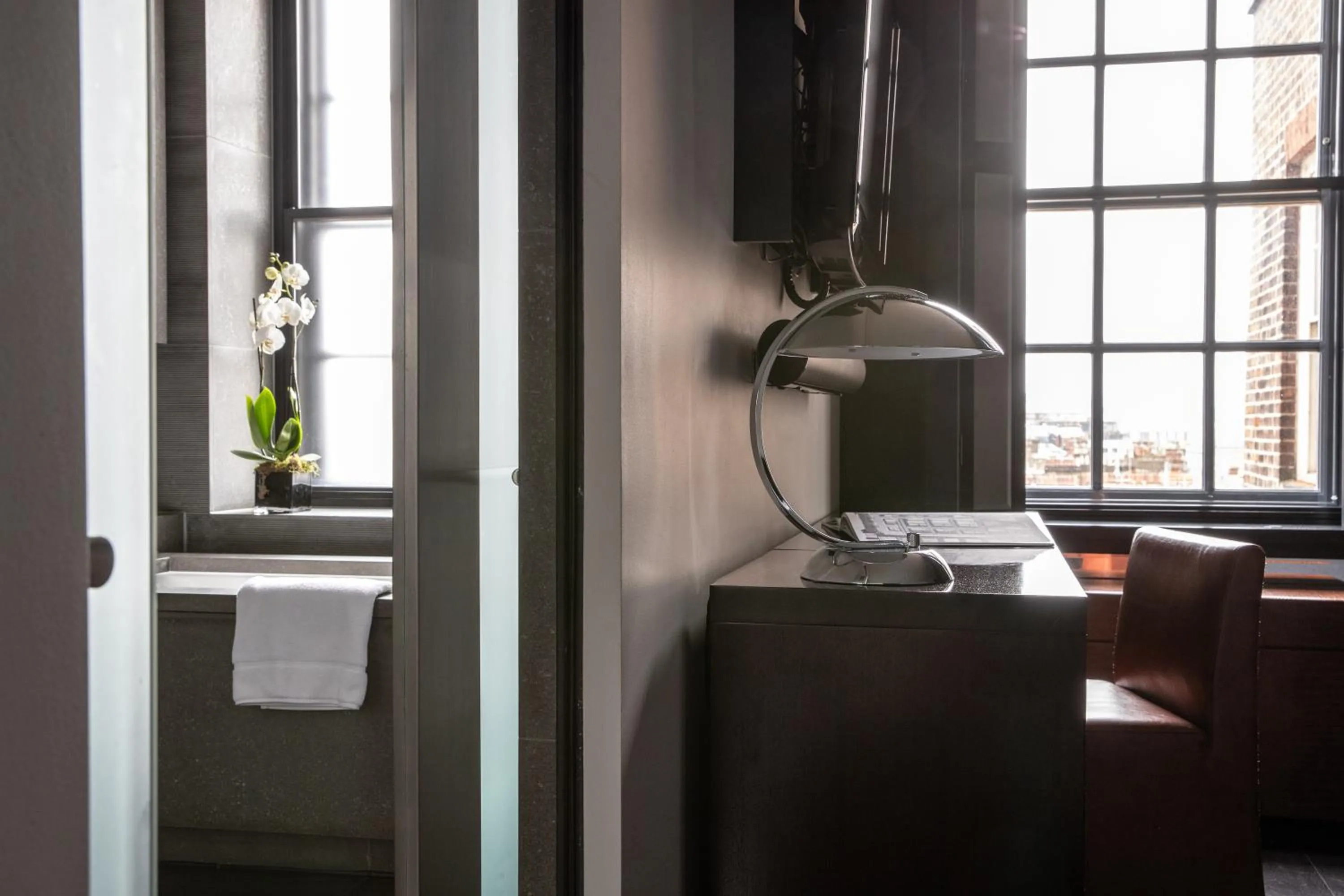 Living room in Grosvenor House Suites