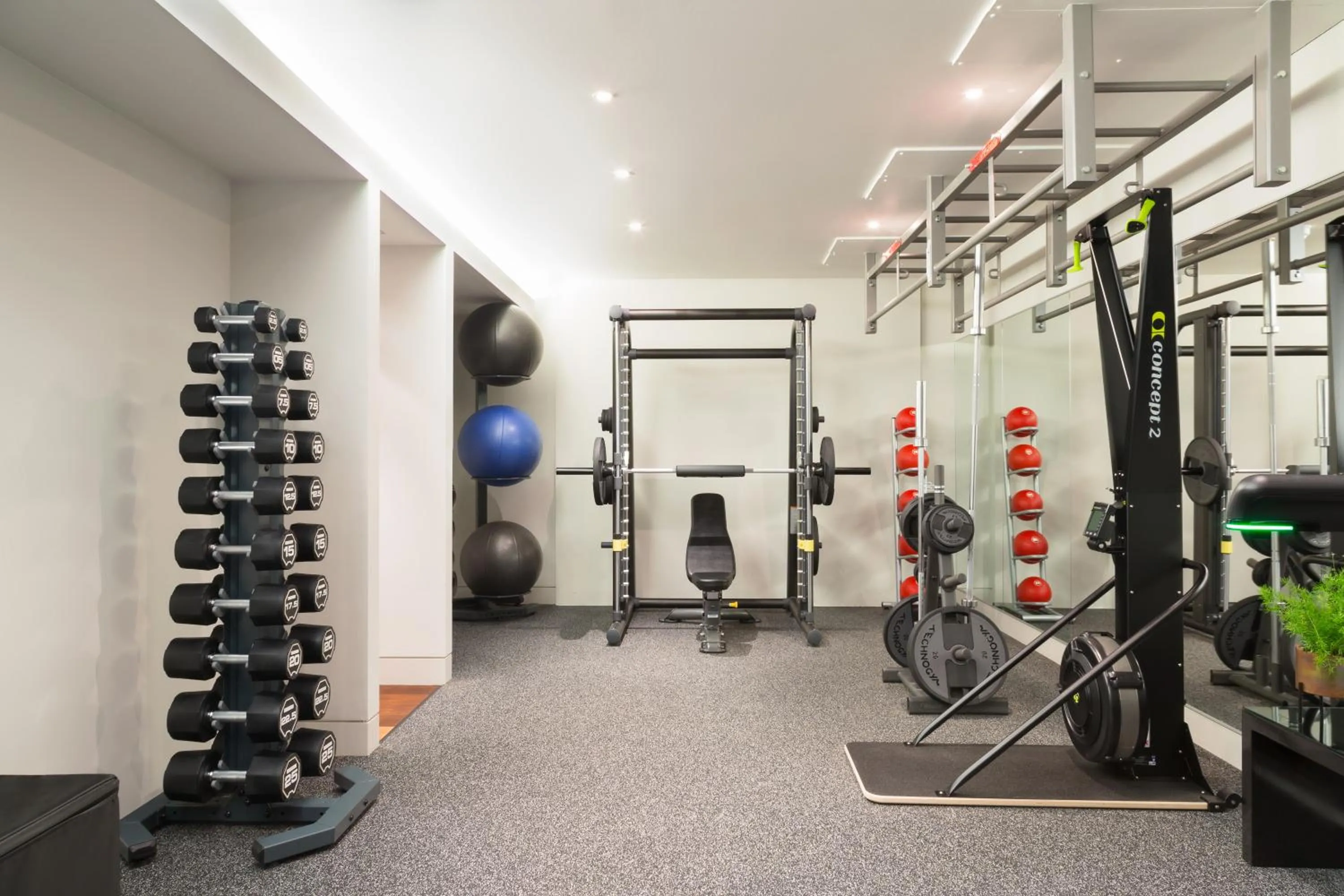 Fitness centre/facilities in Grosvenor House Suites