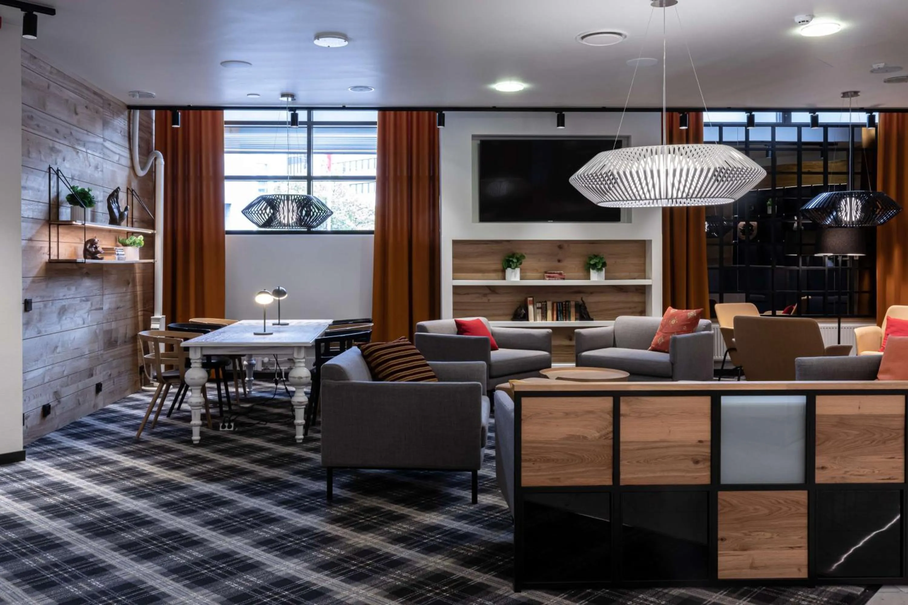 Lobby or reception in Scandic Pasila