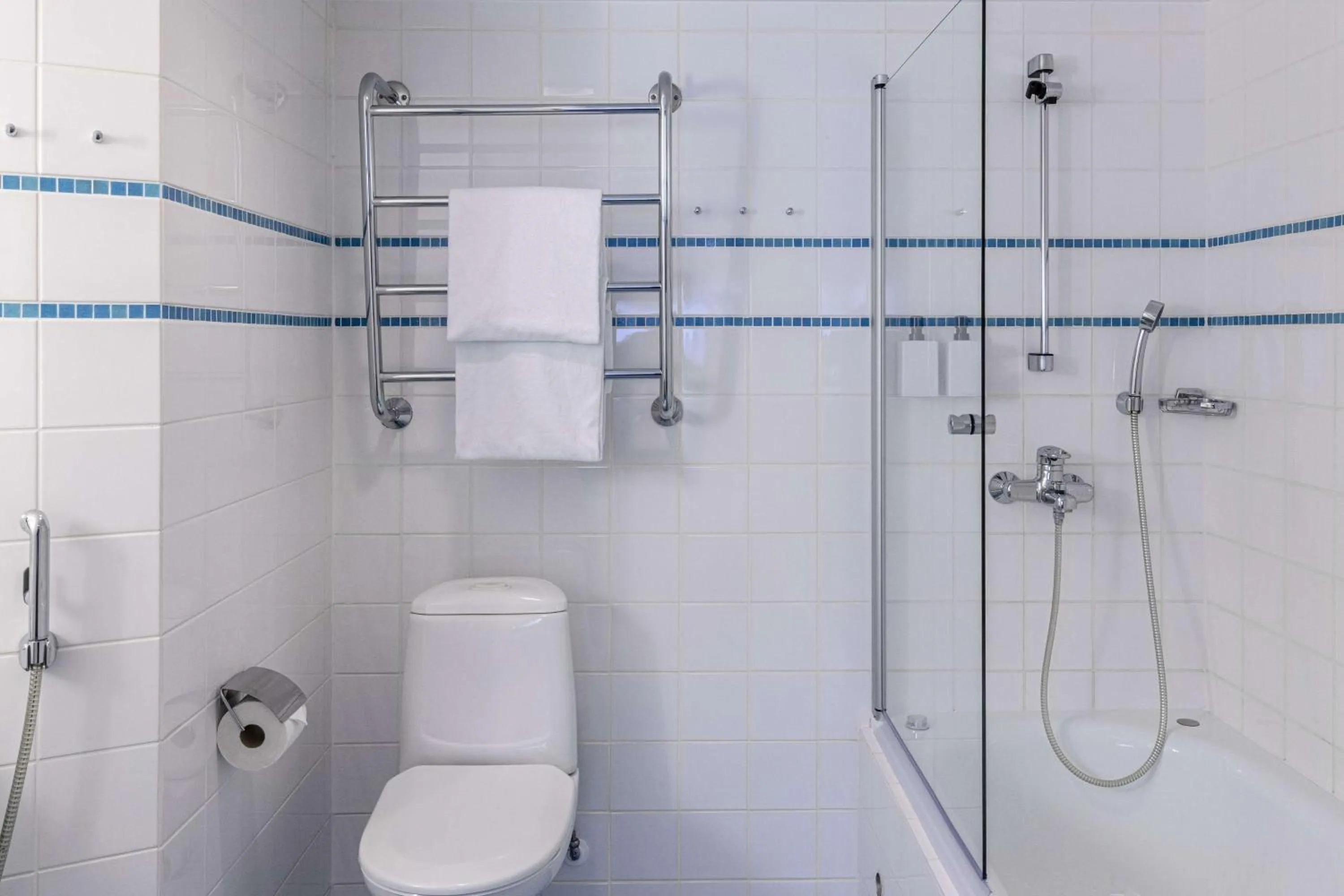 Bedroom in Scandic Pasila