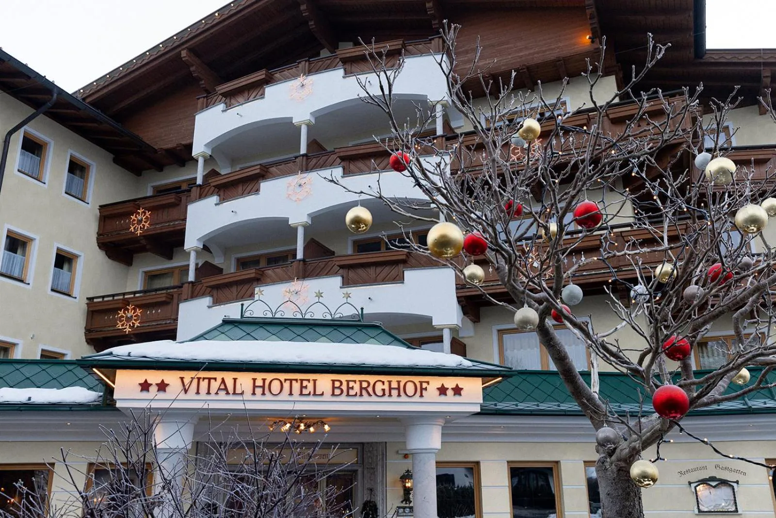 Property building in Unser Berghof