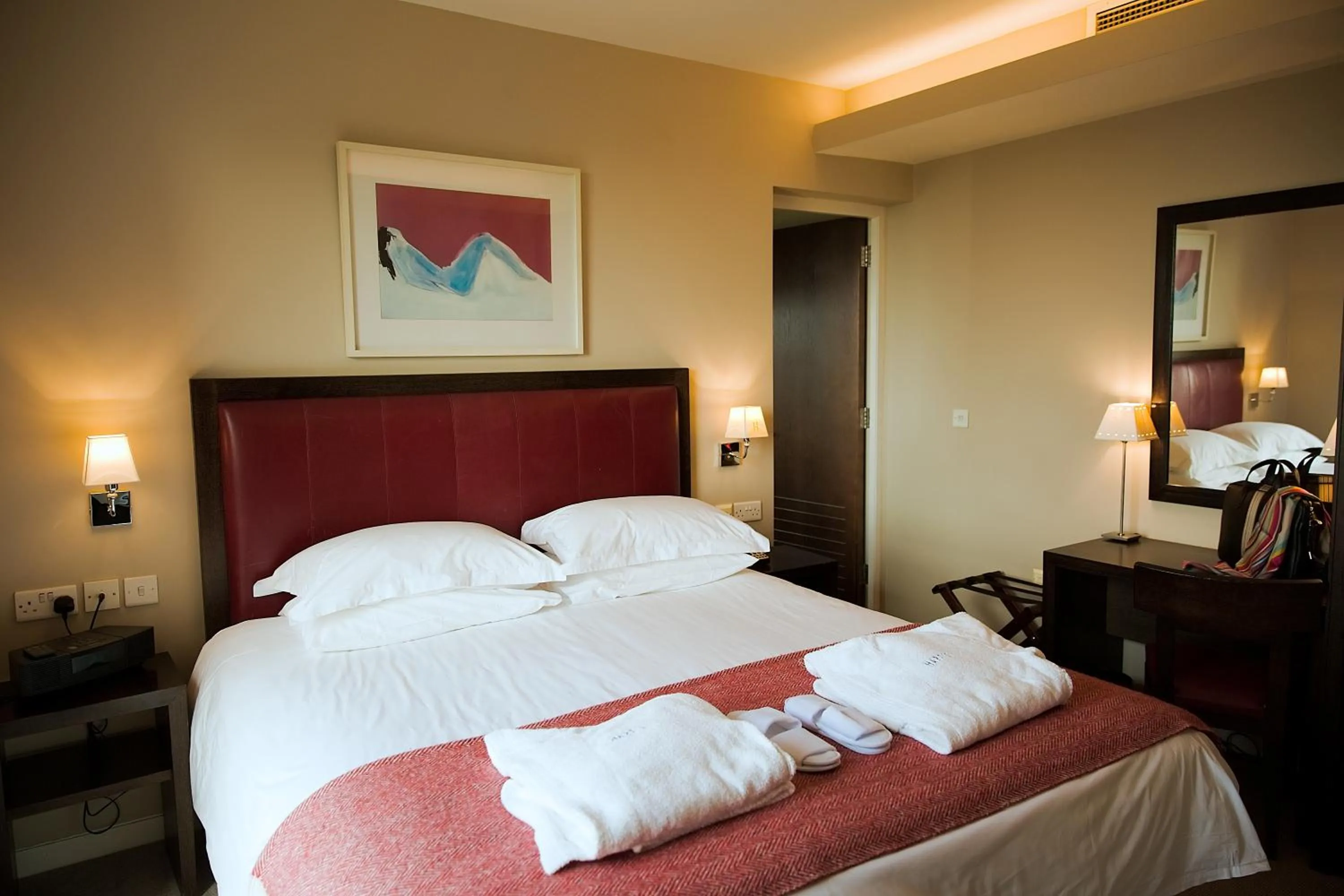 Bedroom, Bed in Hart's Hotel