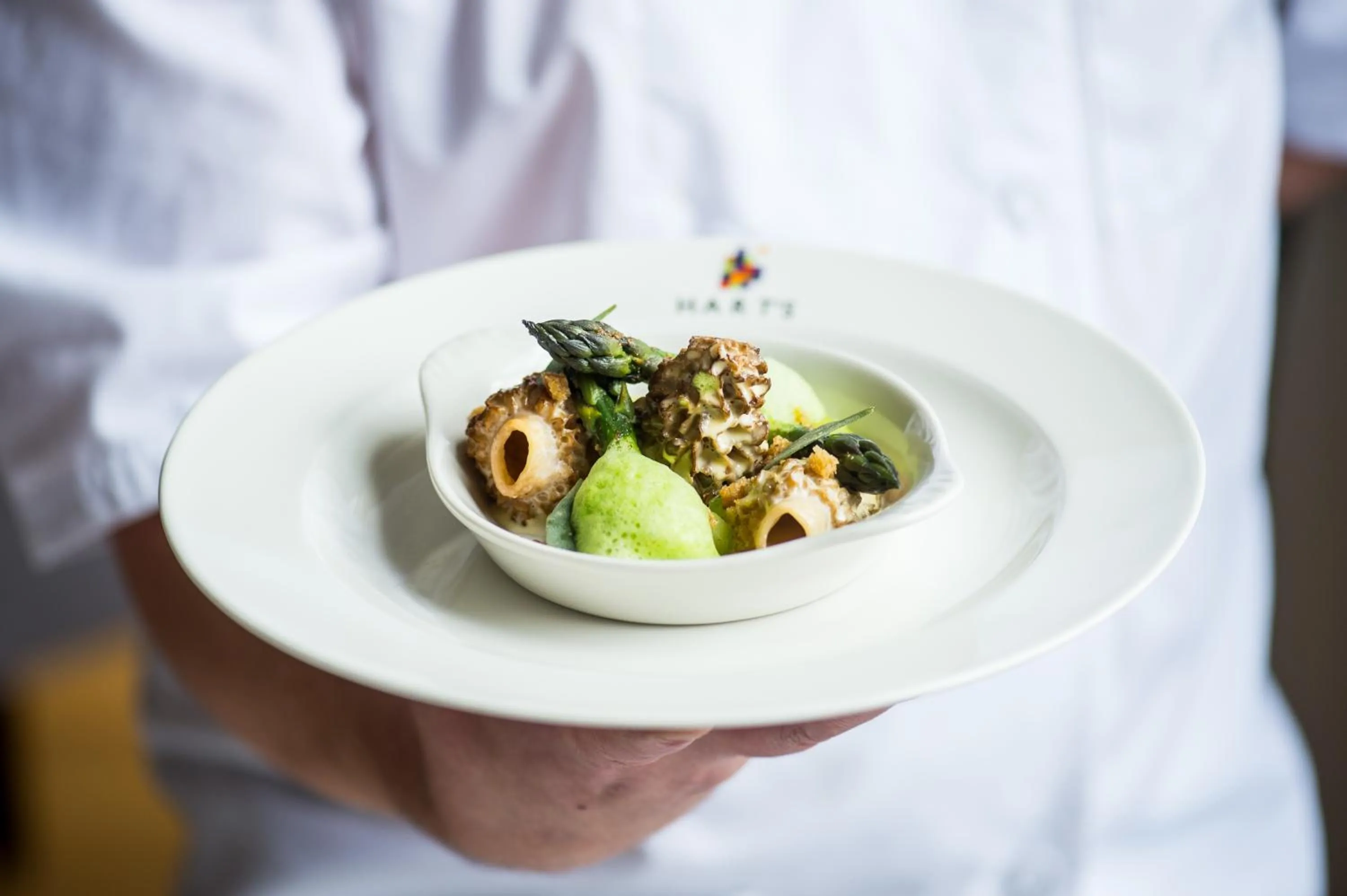 Lunch in Hart's Hotel