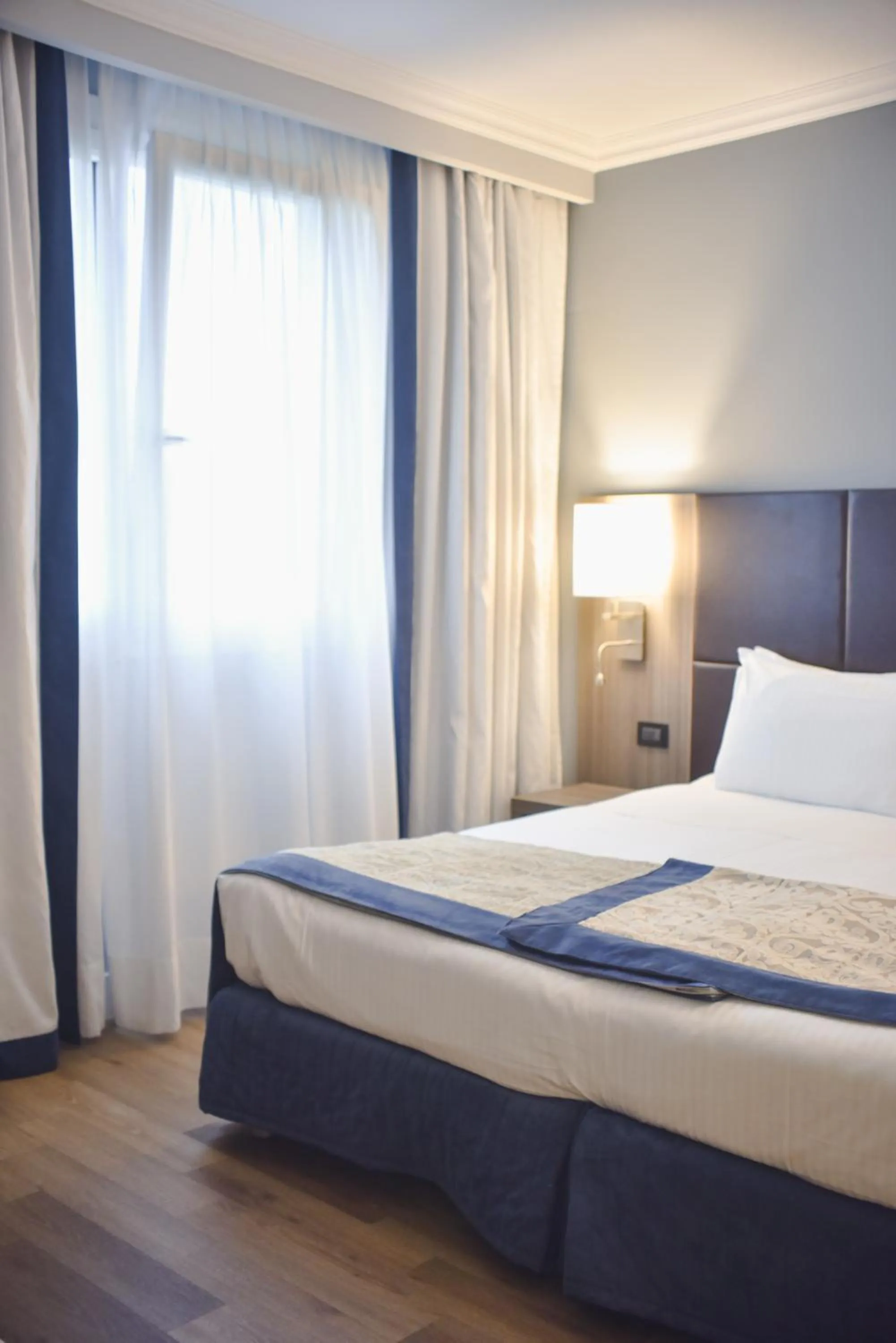 Bed in Best Western Plus Borgolecco Hotel