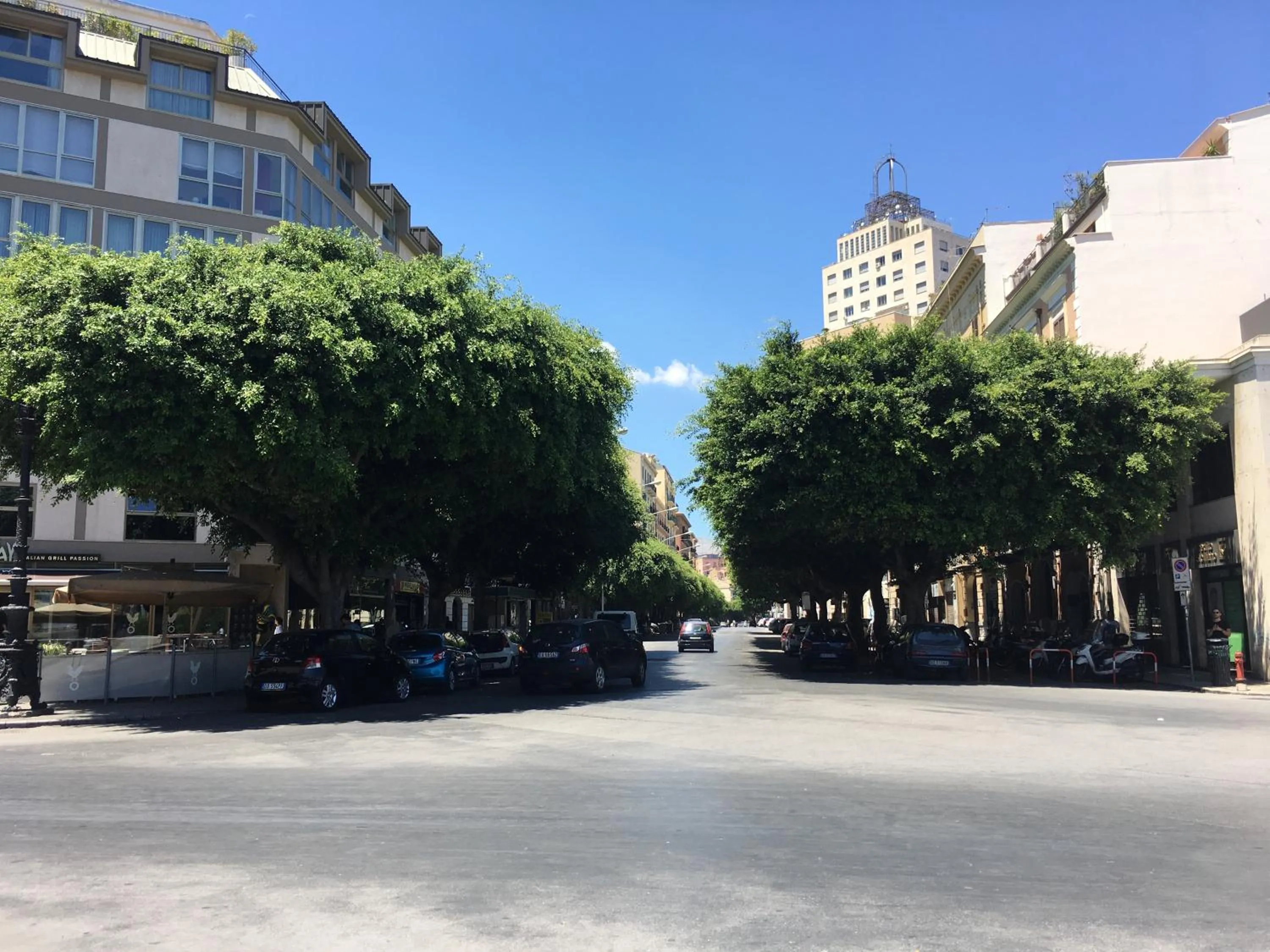 Property building in YooRoom