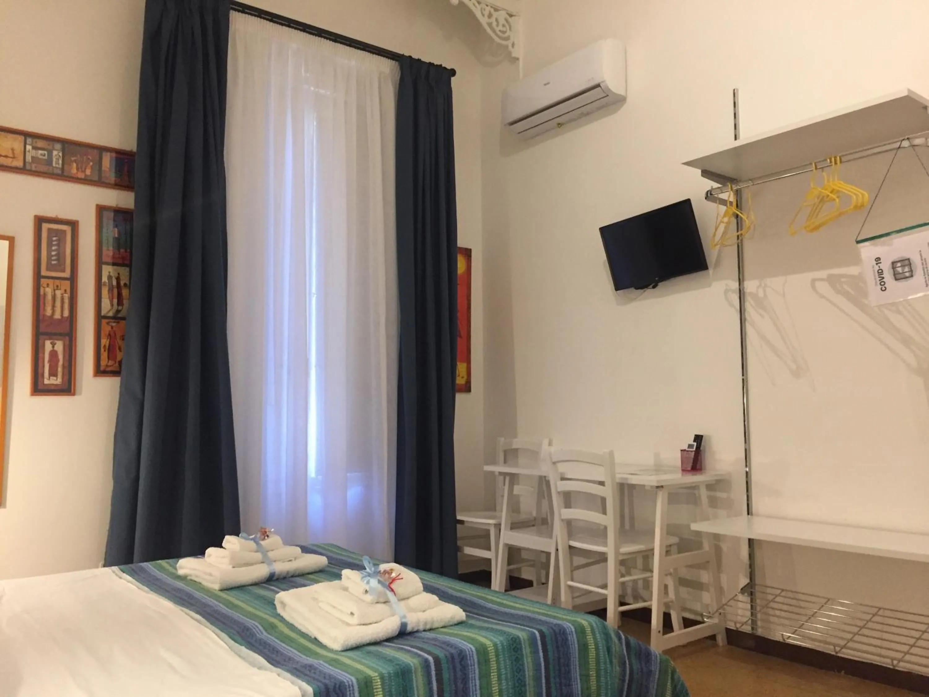 Bedroom, Bed in YooRoom