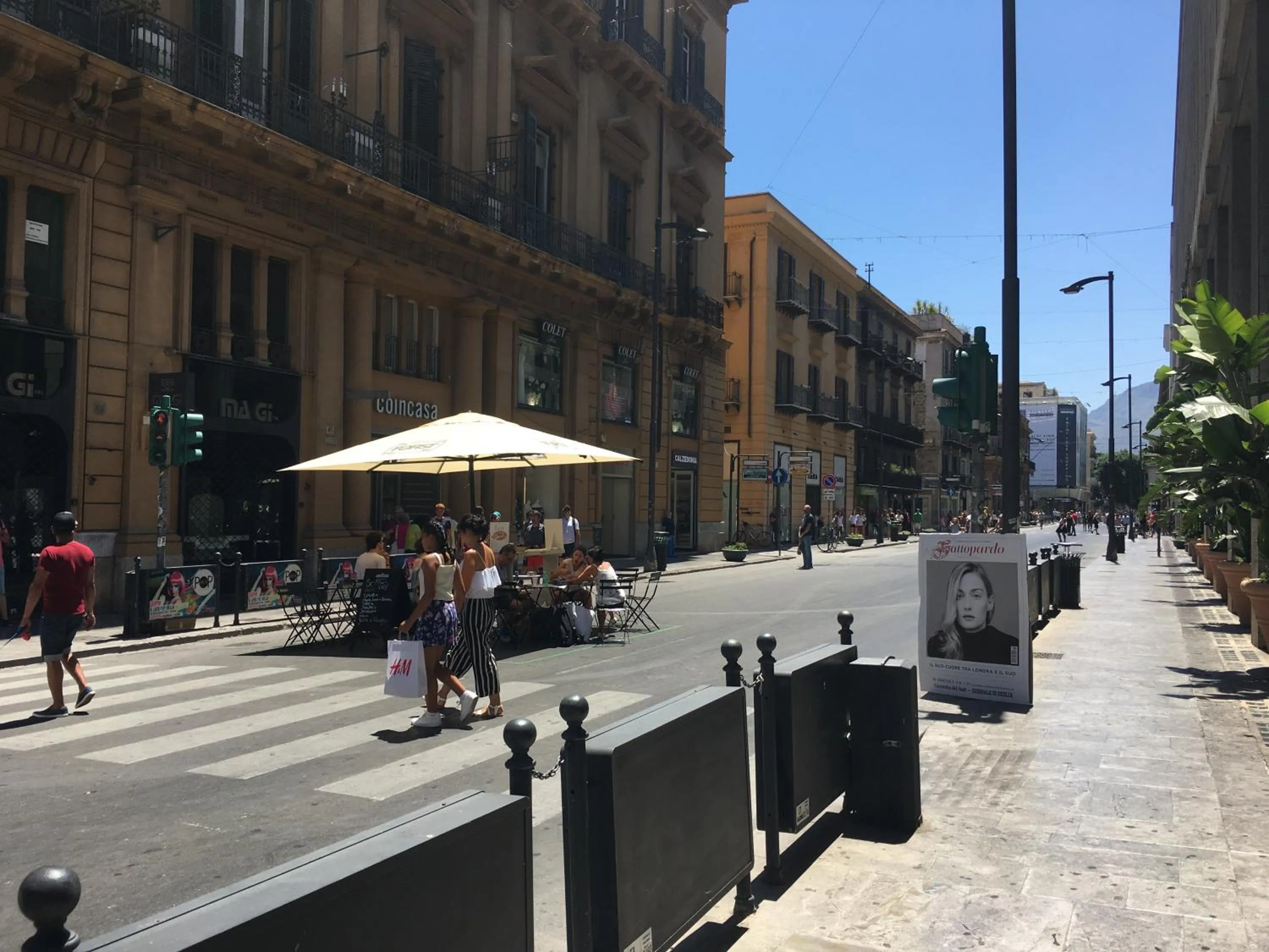 Property building in YooRoom