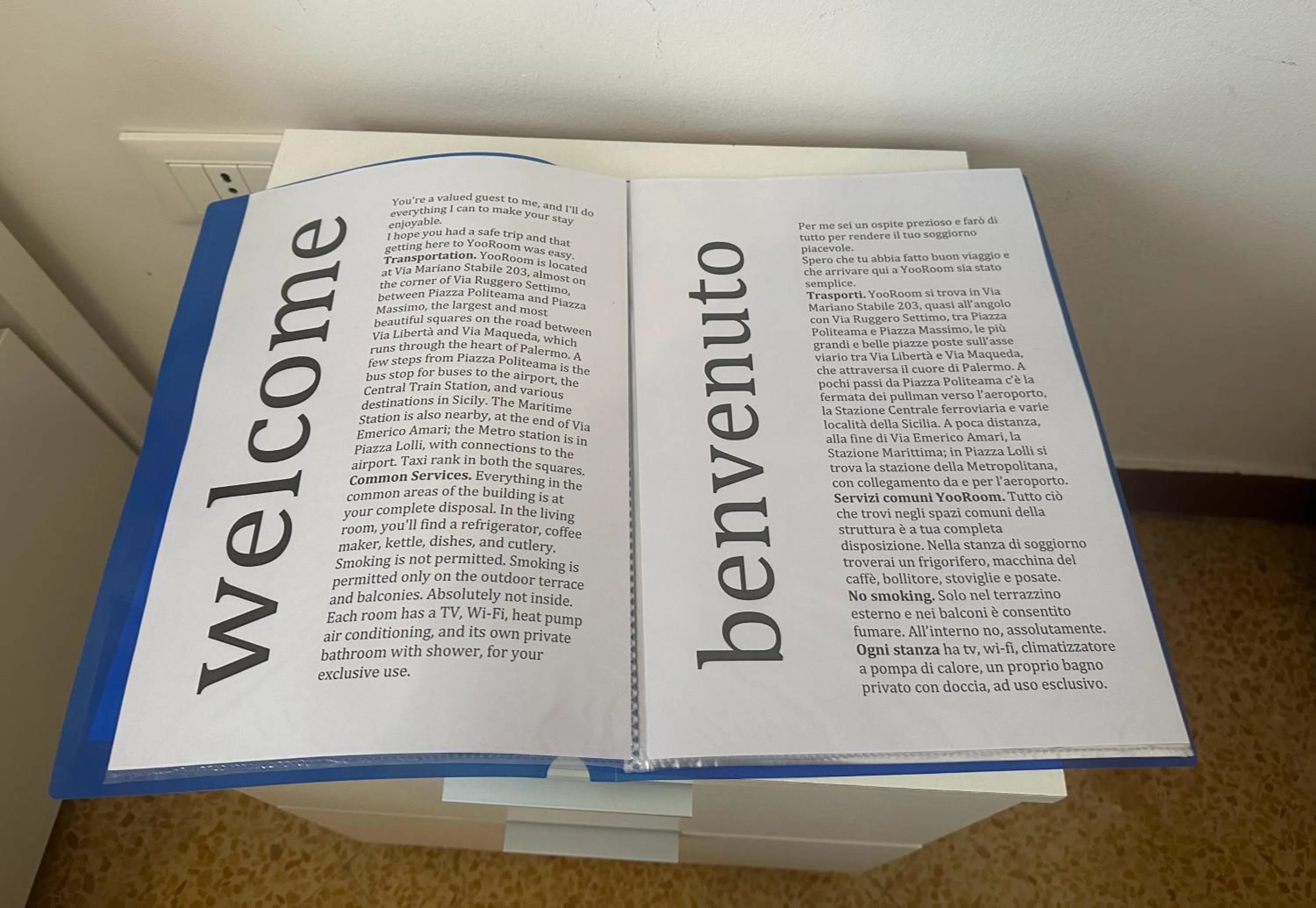 Text overlay in YooRoom