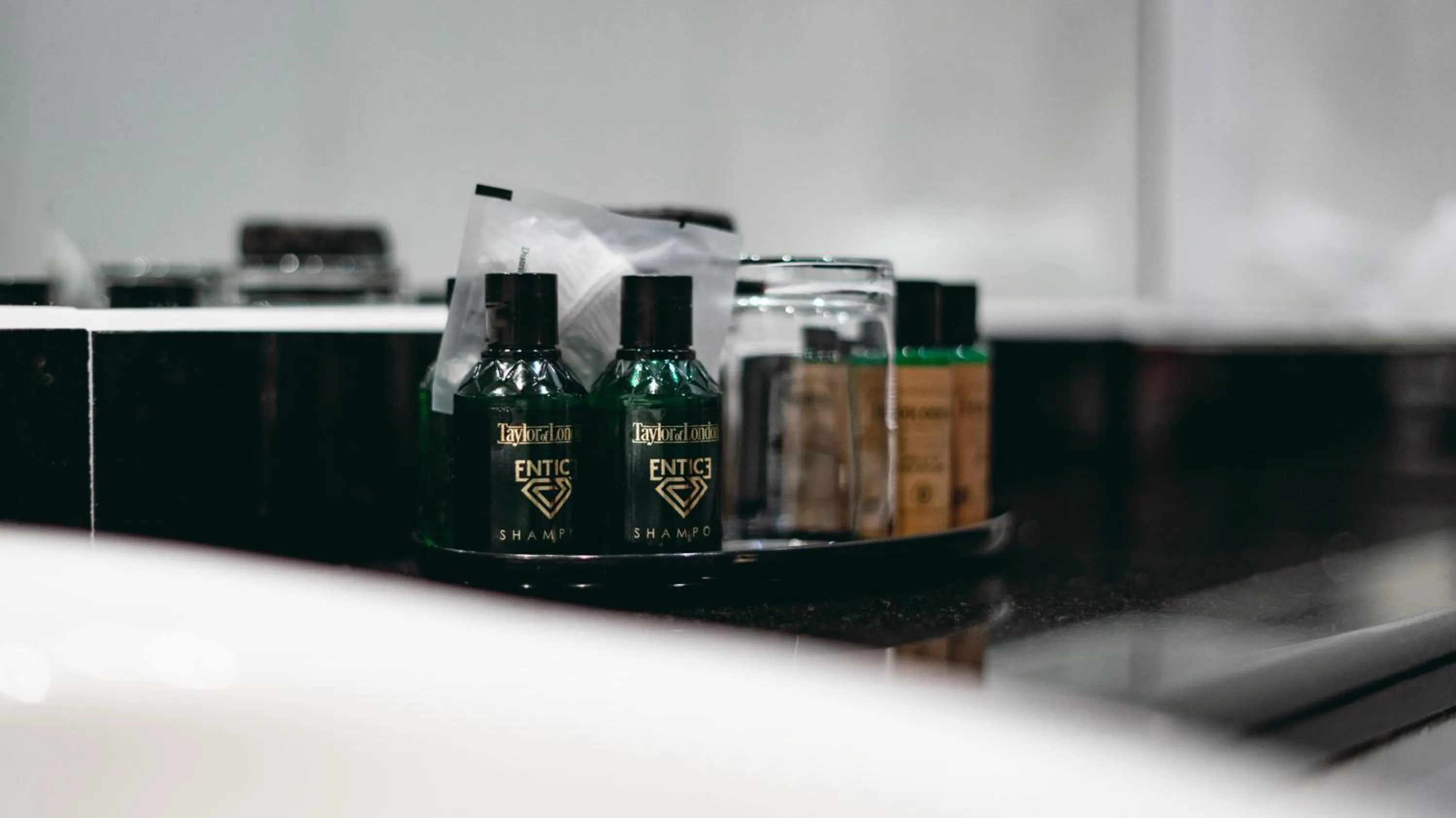 Bathroom in Grange Clarendon Hotel