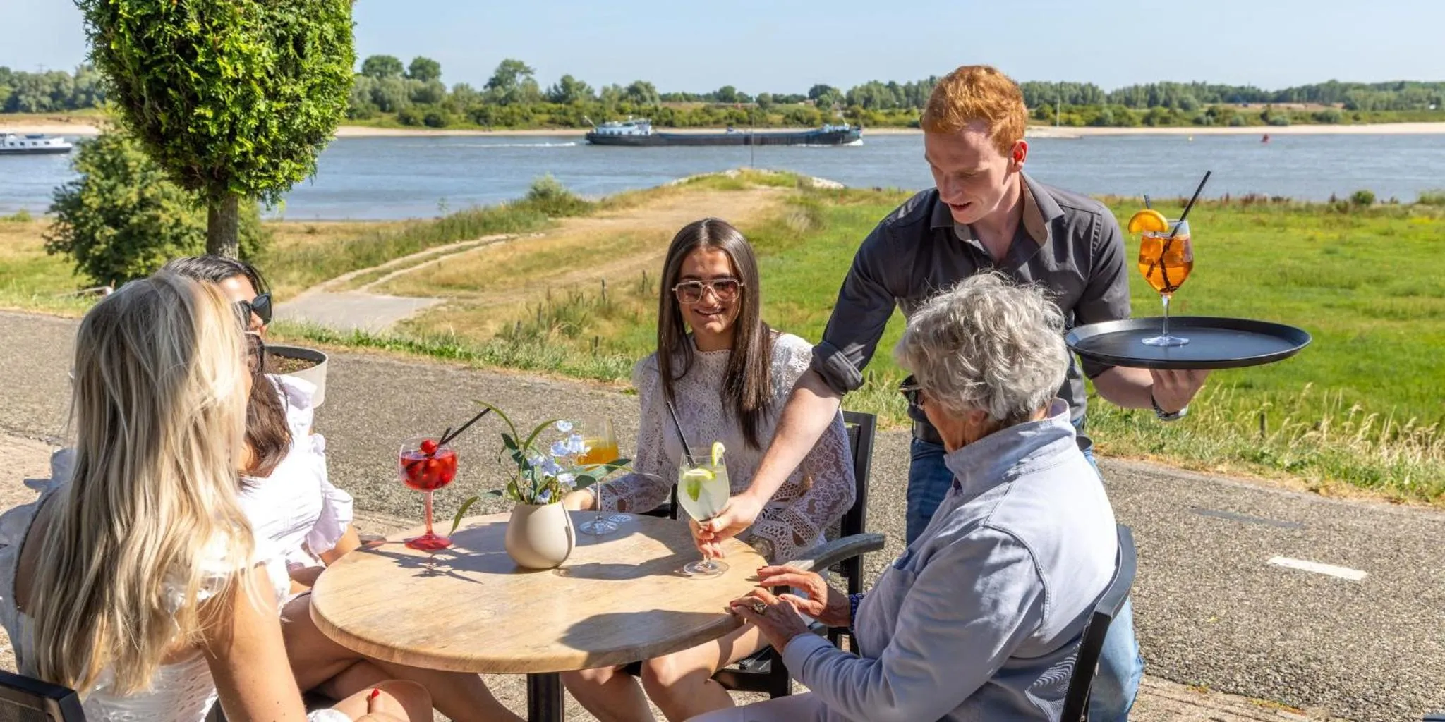 Guests in De Gouden Molen