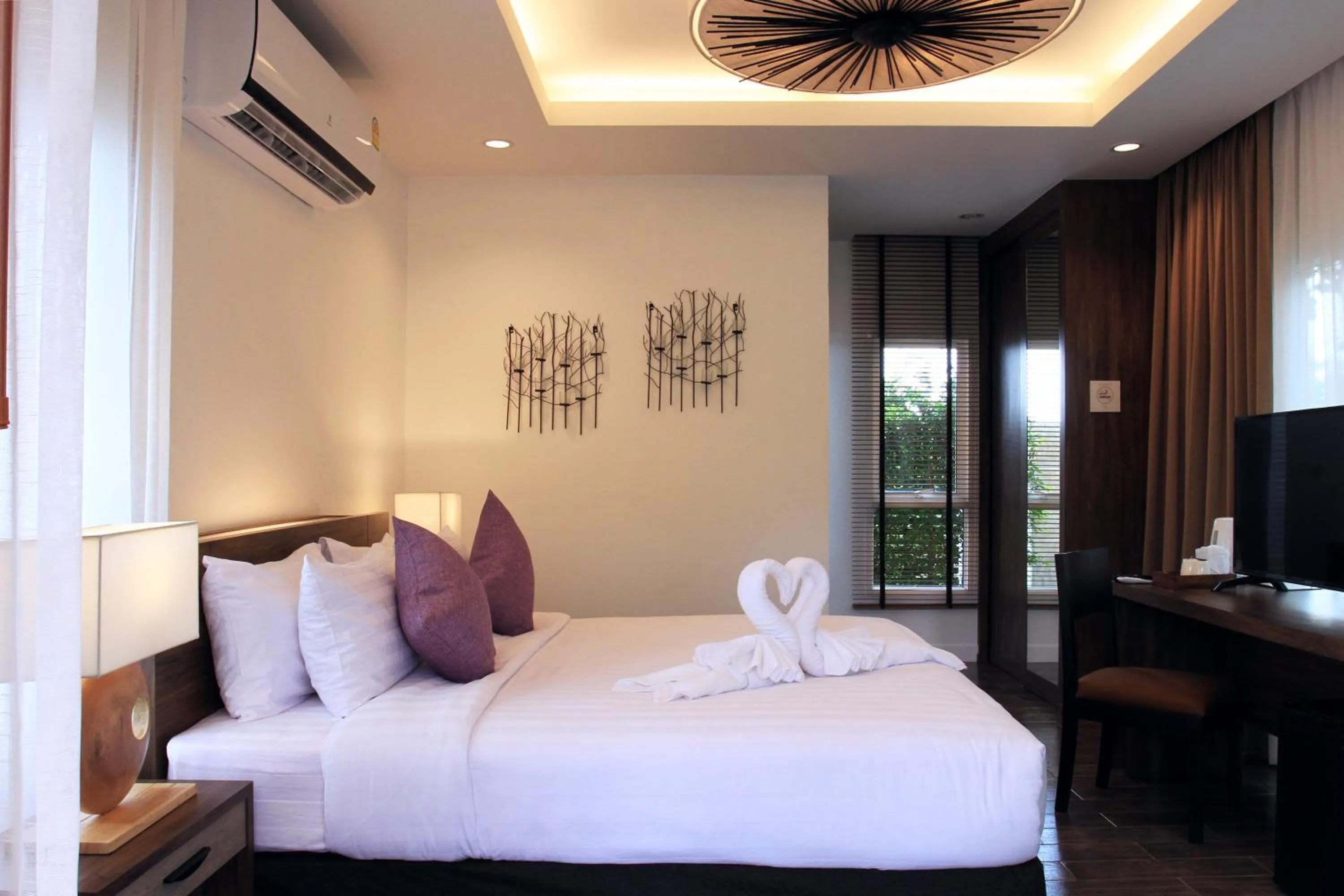 Bed in Keang Kluen Talay Resort