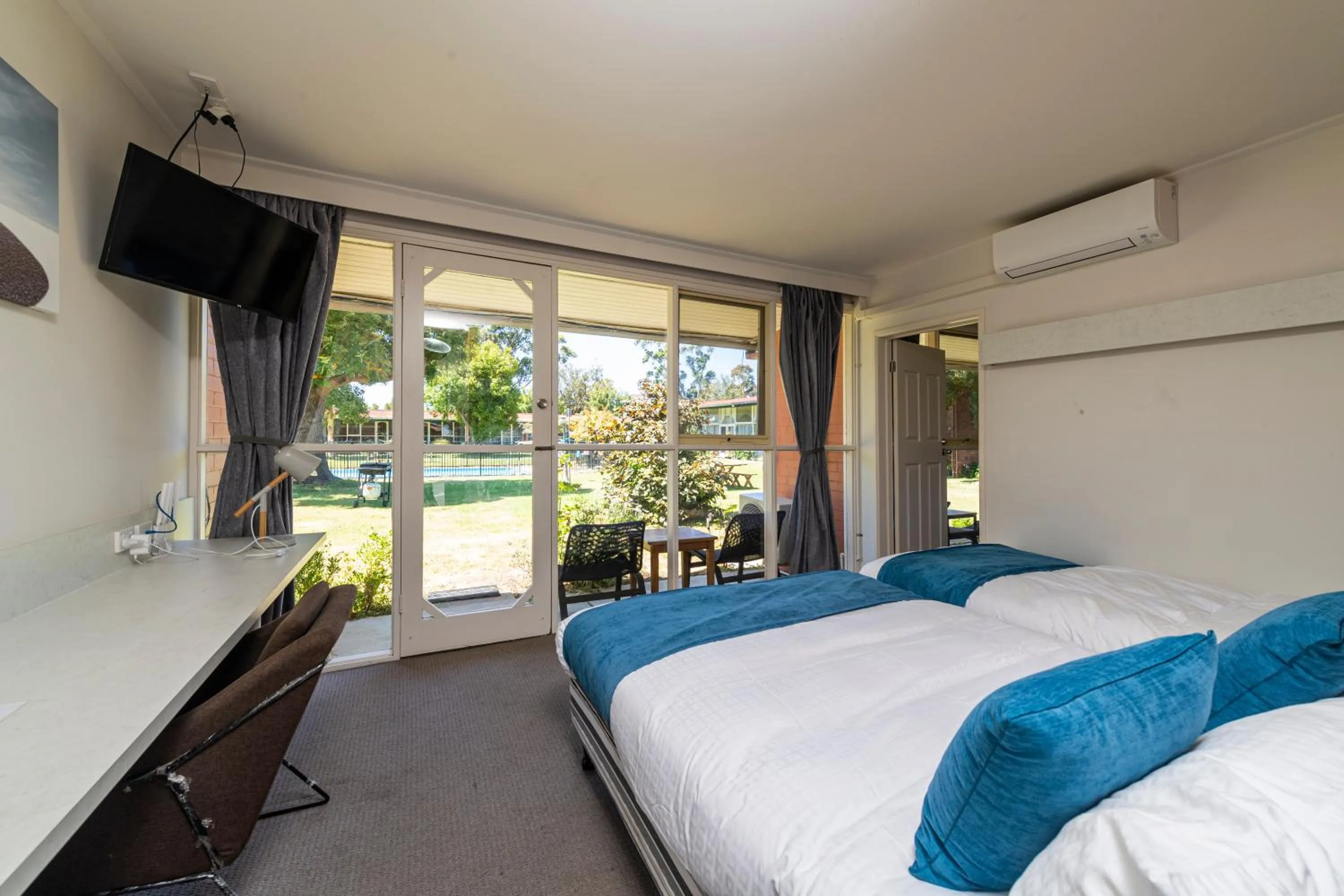 Bed in The Wurruk Motel