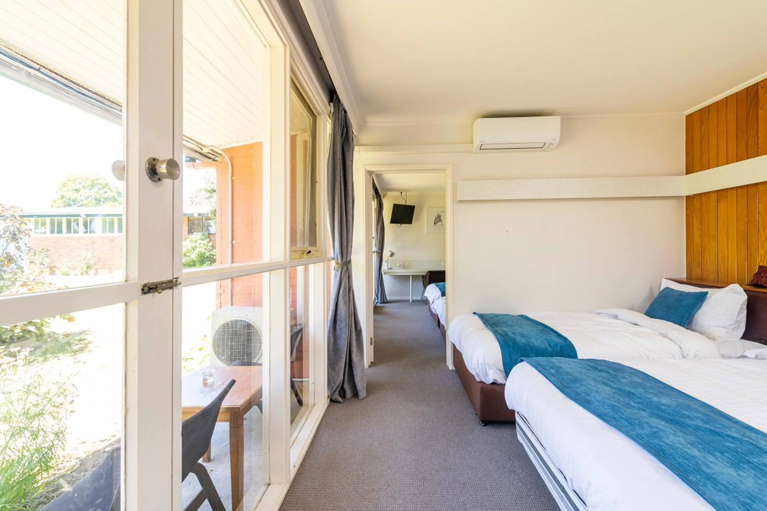 Photo of the whole room, Bed in The Wurruk Motel